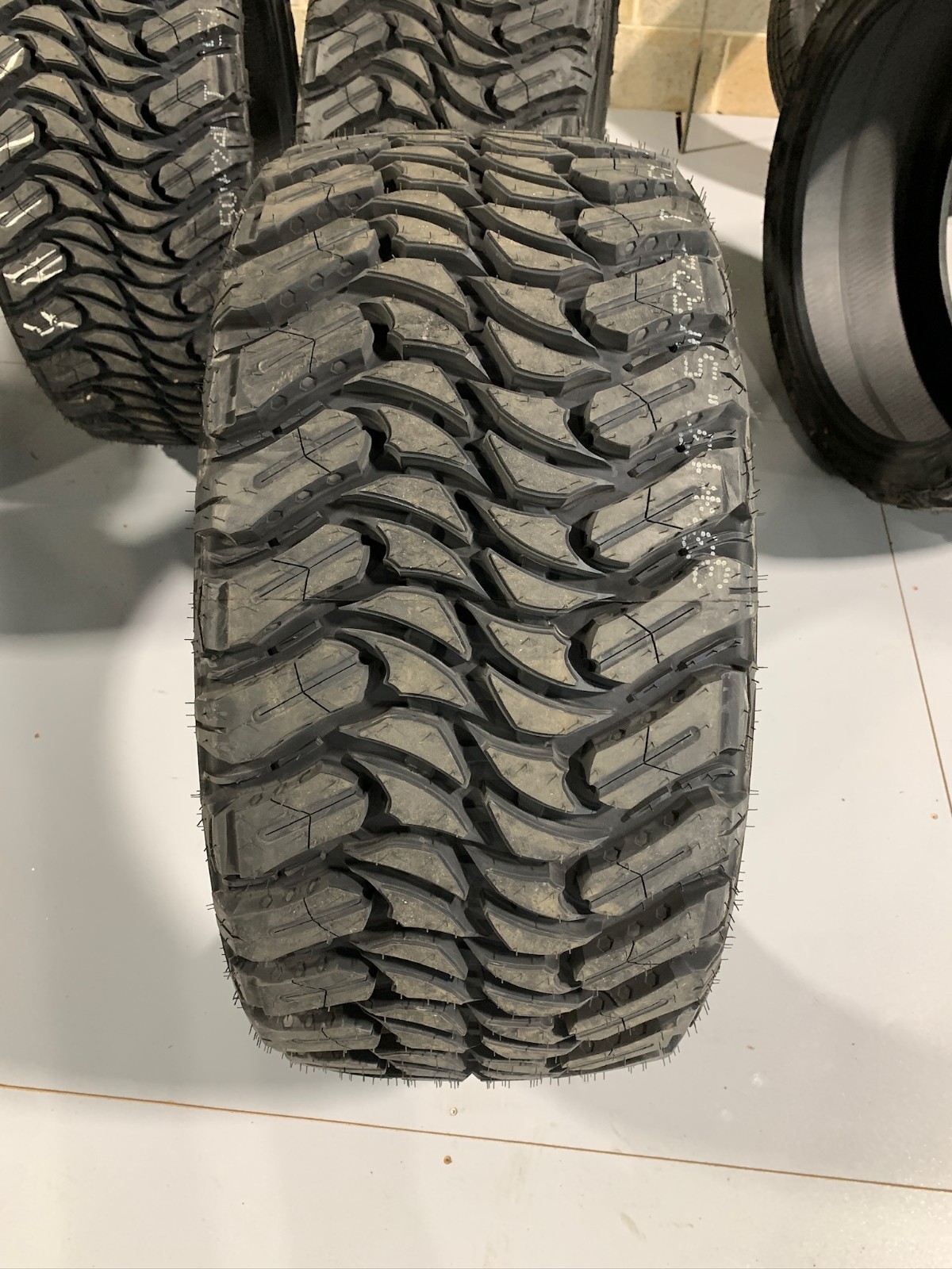 4 New LT 33 13.50 24 LRE 10 Ply Atturo Trail Blade MTS Mud Tires
