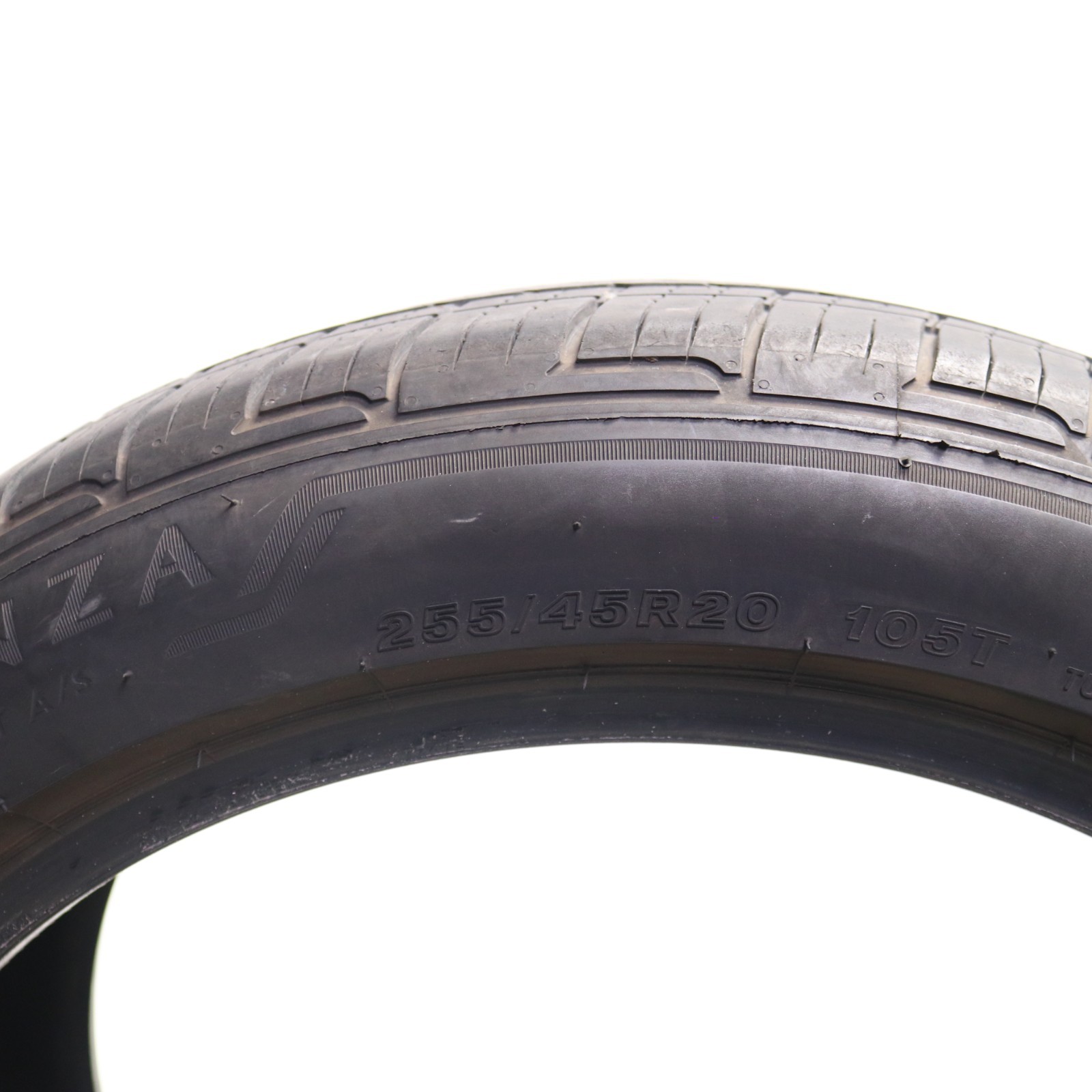 Used 255/45R20 Bridgestone Alenza Sport A/S AO + – 105T – 7/32
