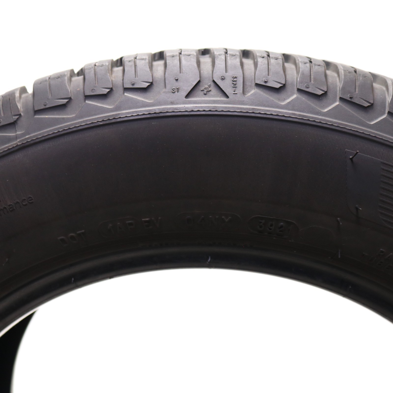 Set of 4 Used 205/65R16 Michelin CrossClimate 2 – 95H – 8-9/32