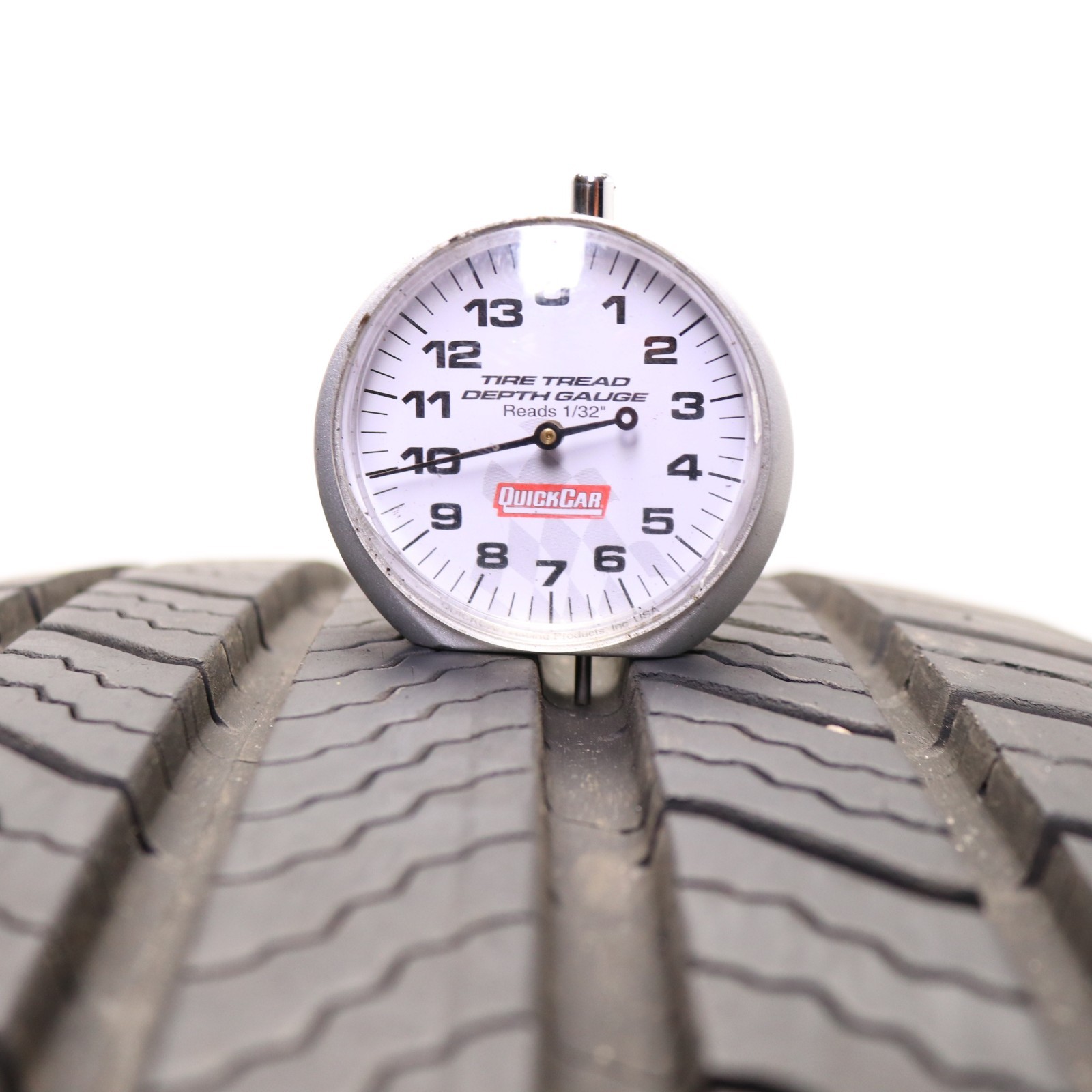 Set of 2 Used 225/55R17 Michelin Defender 2 – 101H – 9.5-10/32 No Repairs