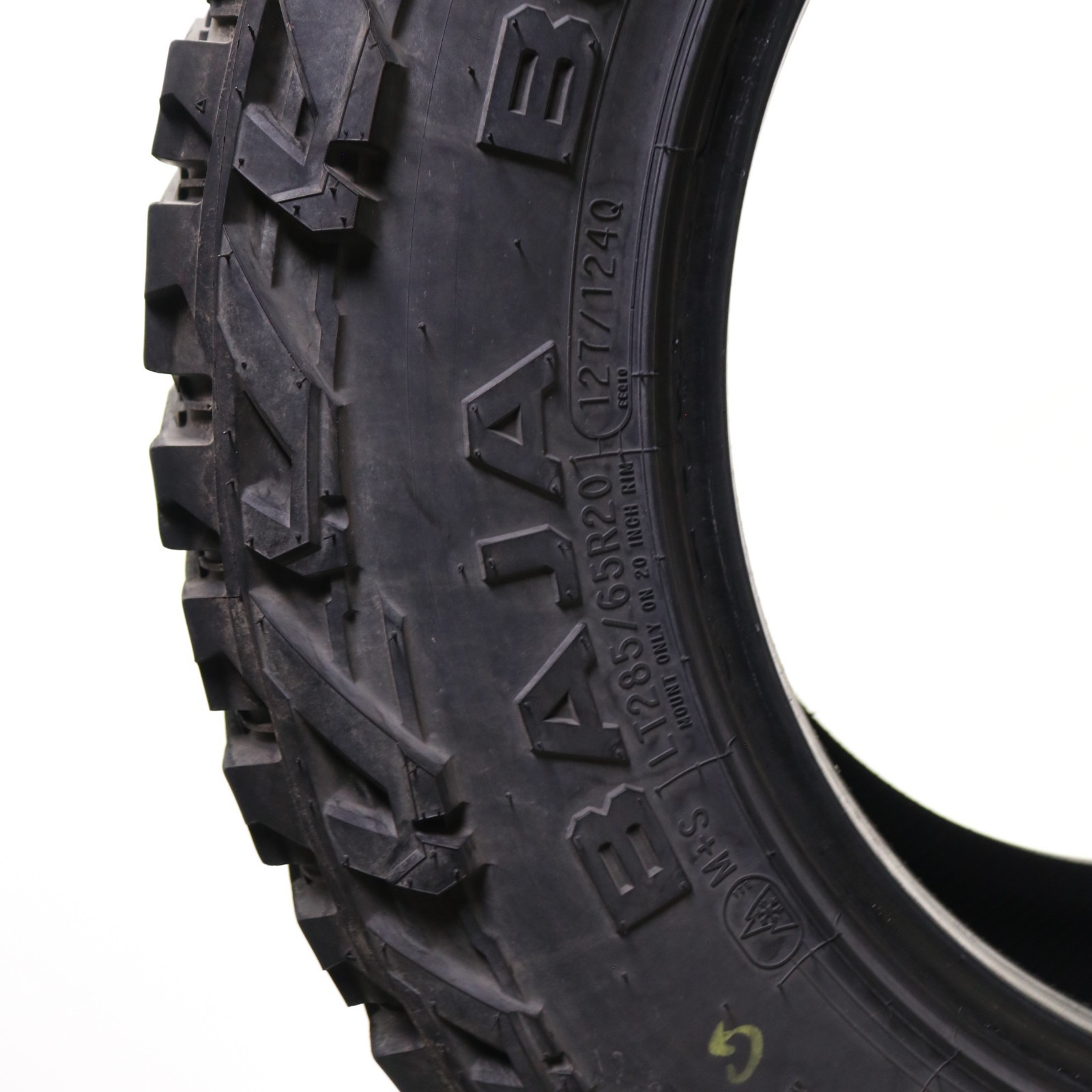 Set of 2 Used LT 285/65R20 Mickey Thompson Baja Boss A/T – 127/124Q – 6-7/32