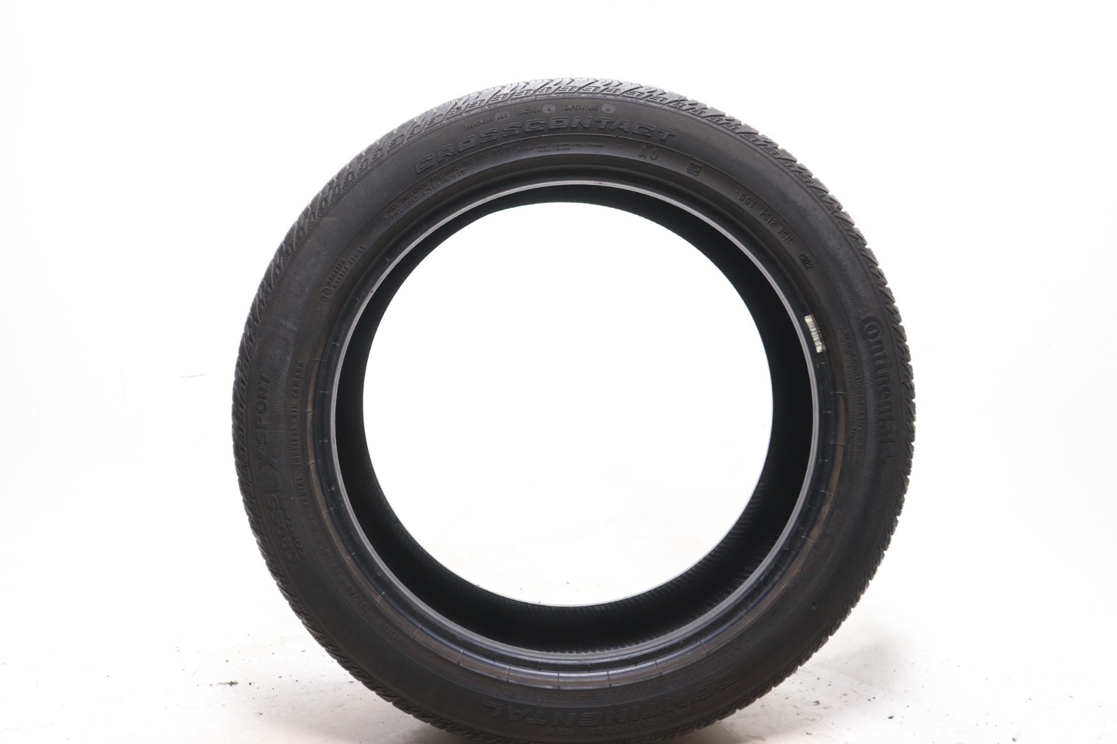 Set of 2 Used 255/45R20 Continental CrossContact LX Sport AO – 101H – 7.5/32