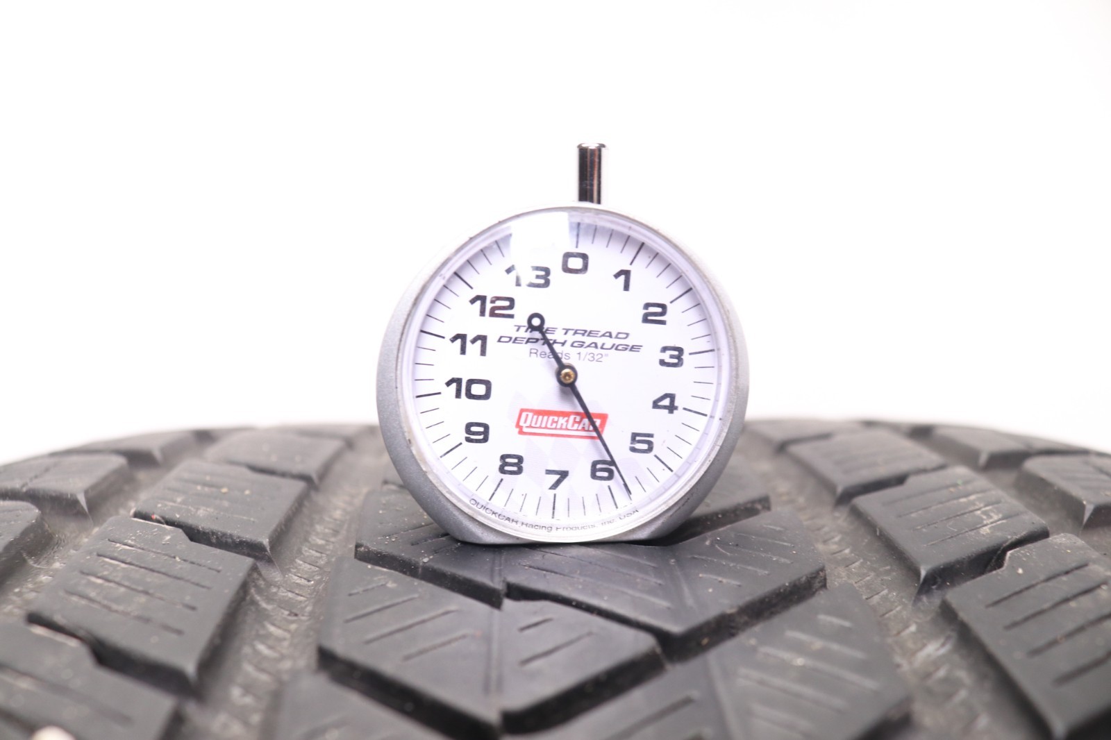Used 325/40R22 Pirelli Scorpion Winter MO1 – 114V – 5.5/32