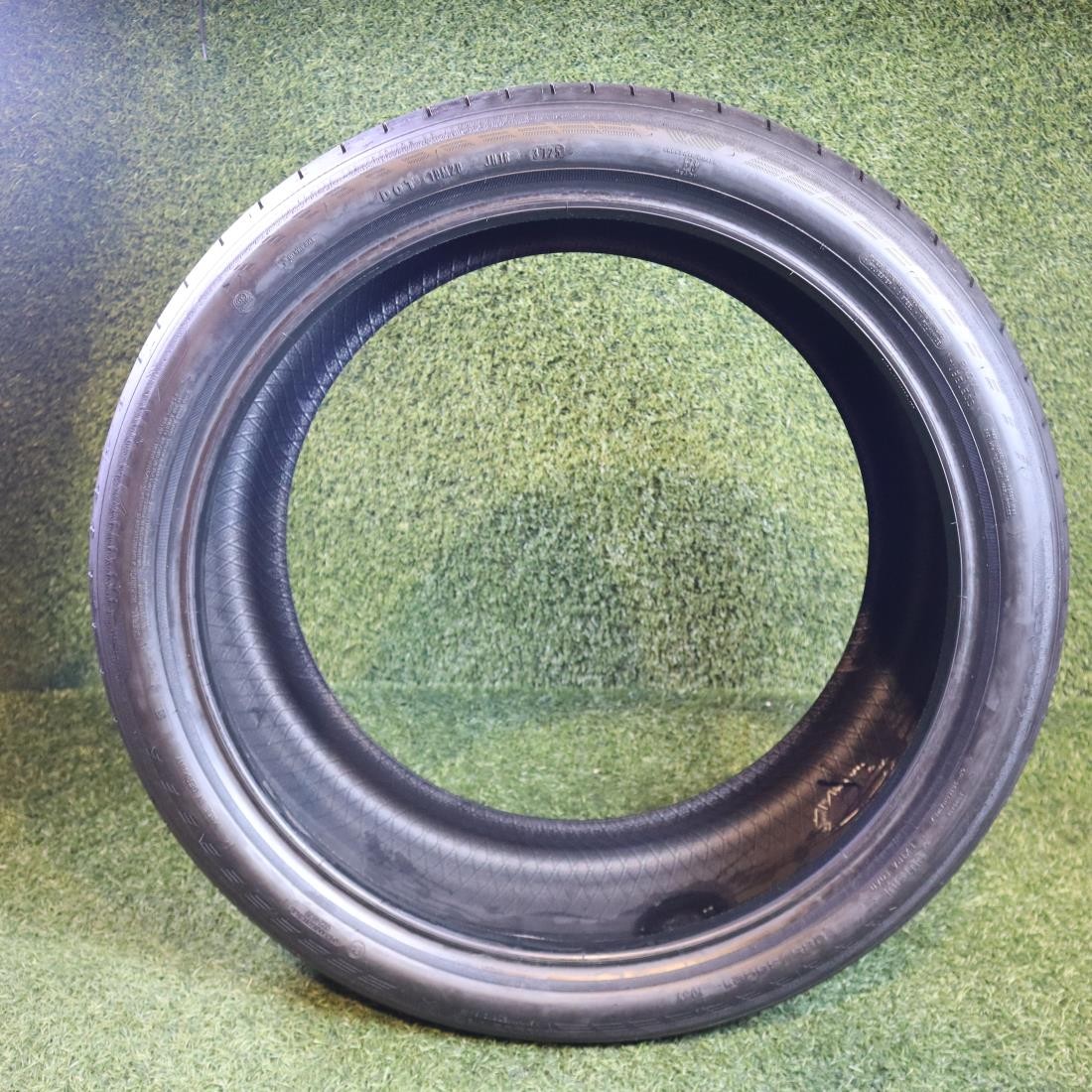 285 35 21 Goodyear Eagle F1 Asymmetric 6 95% Tread 8/32 105Y #27631