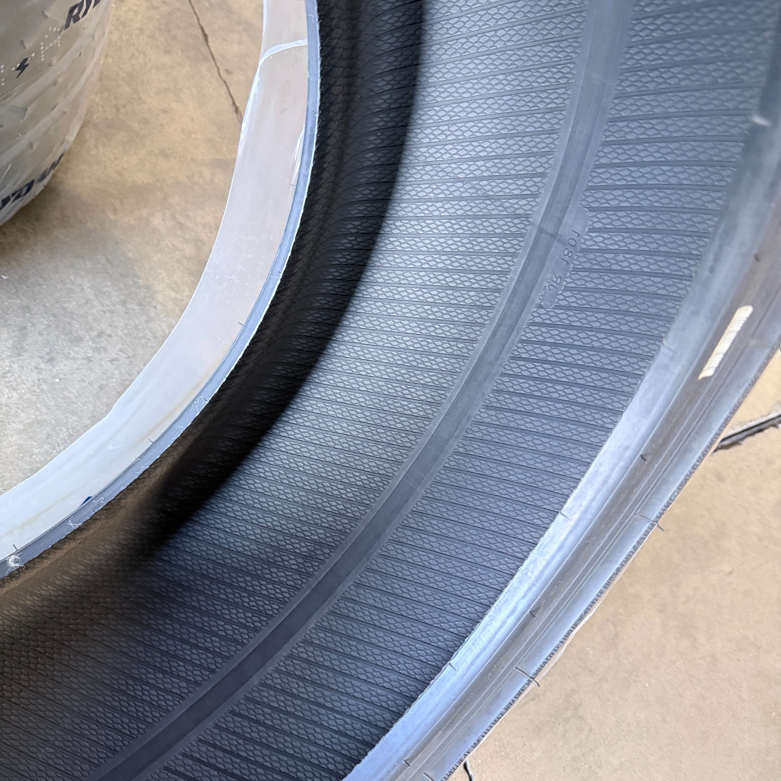 Rydanz Revimax R23 [245/35R18 92W XL] 200TW Racing Performance Tire Shibata NEW