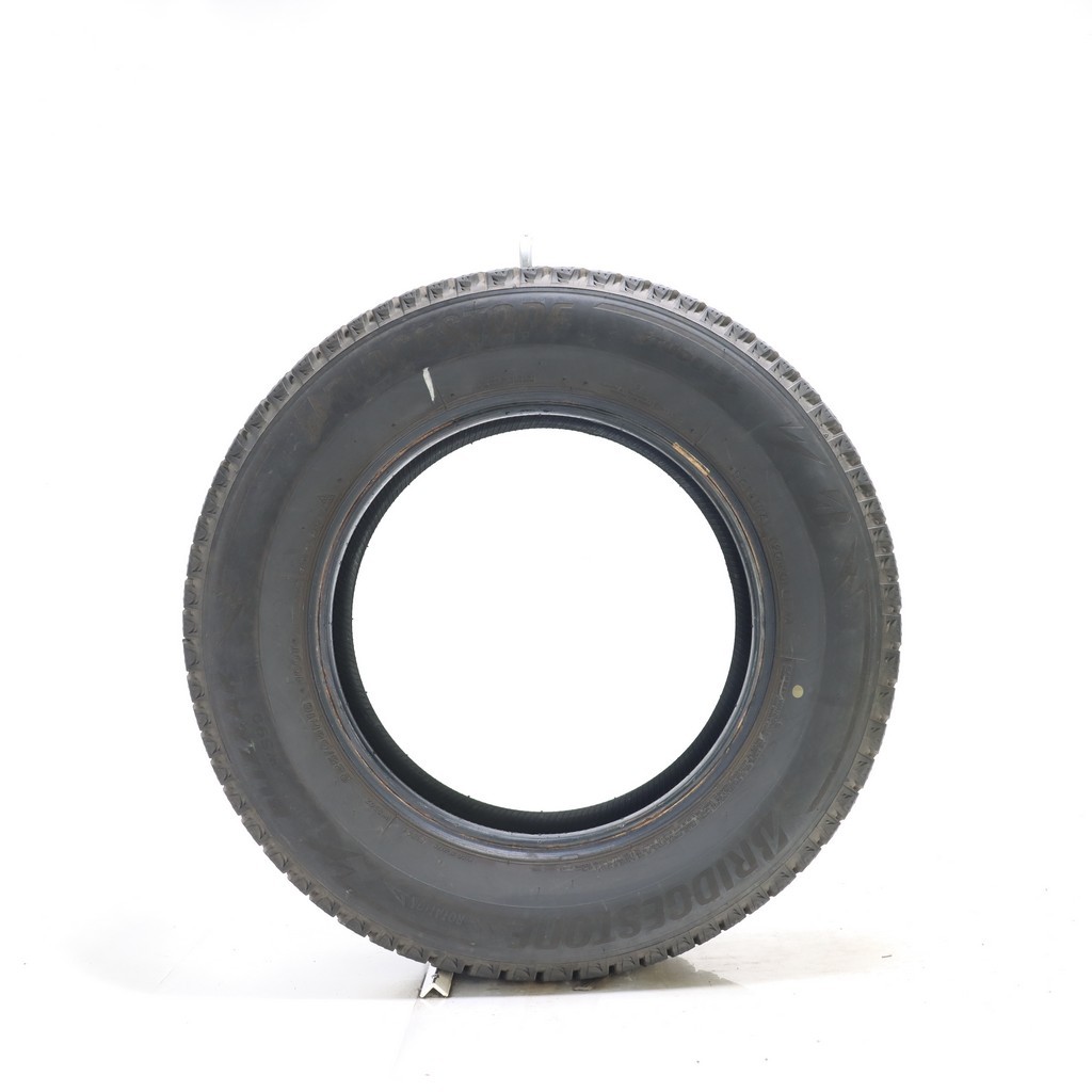 Used 225/65R16 Bridgestone Blizzak WS90 Studless 100T – 11/32