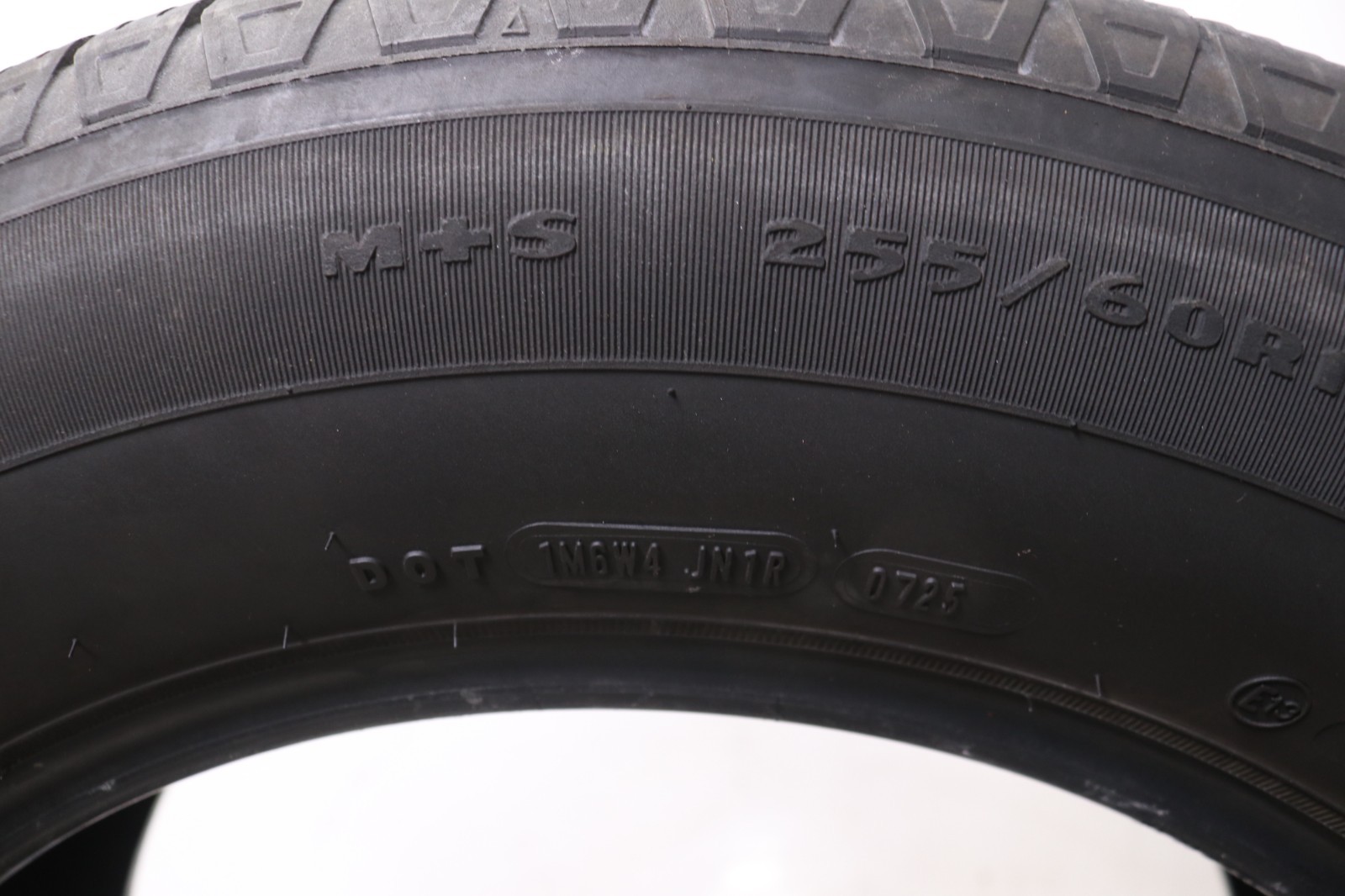 Set of 4 Used 255/60R18 Goodyear Eagle Touring – 108H – 8-9/32