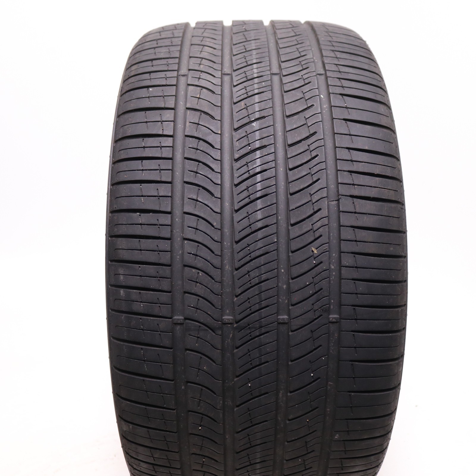 Set of 2 Used 275/30R20 Pirelli P Zero MS TO Elect PNCS – 97Y – 8/32
