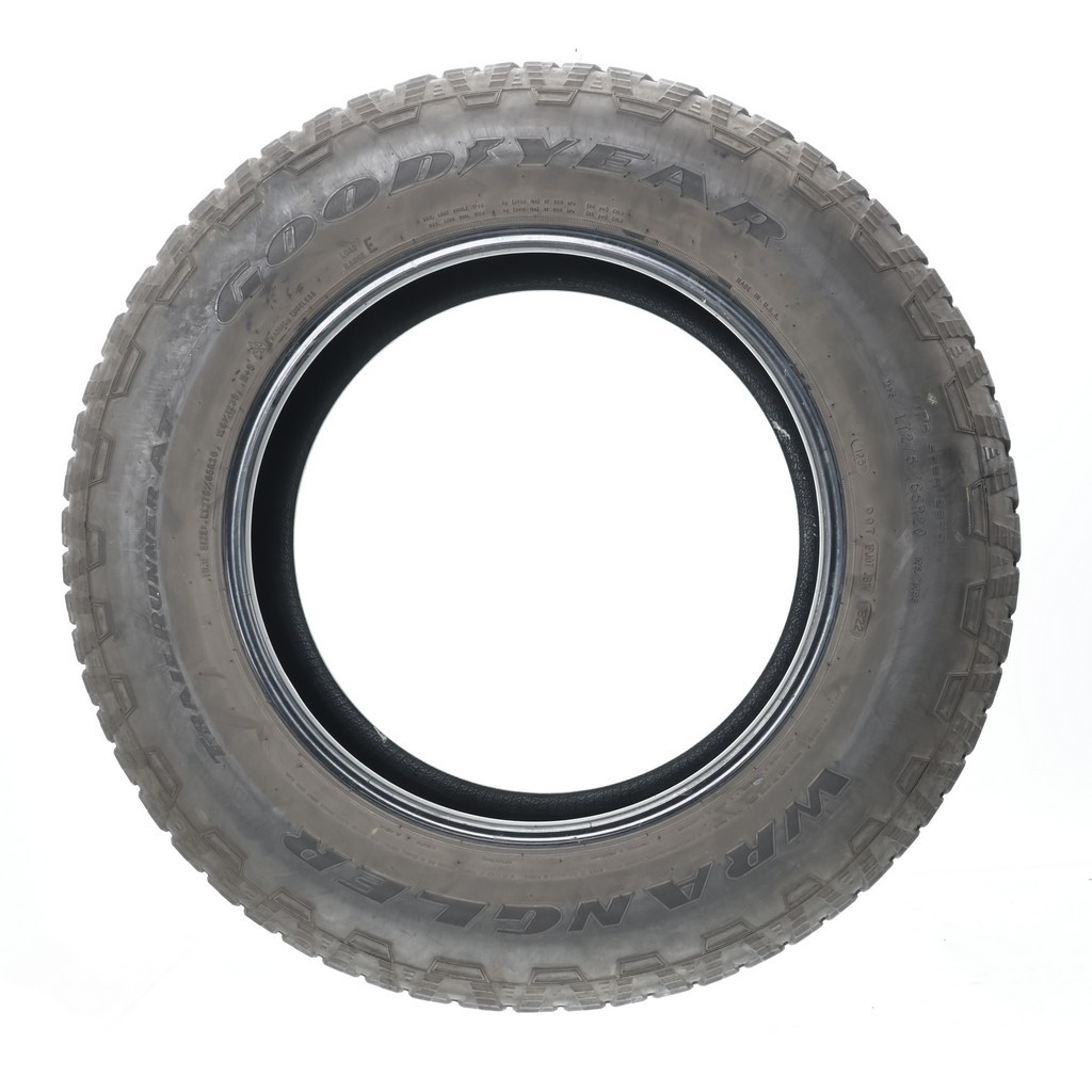 Set of (4) Used LT 275/65R20 Goodyear Wrangler Trailrunner AT