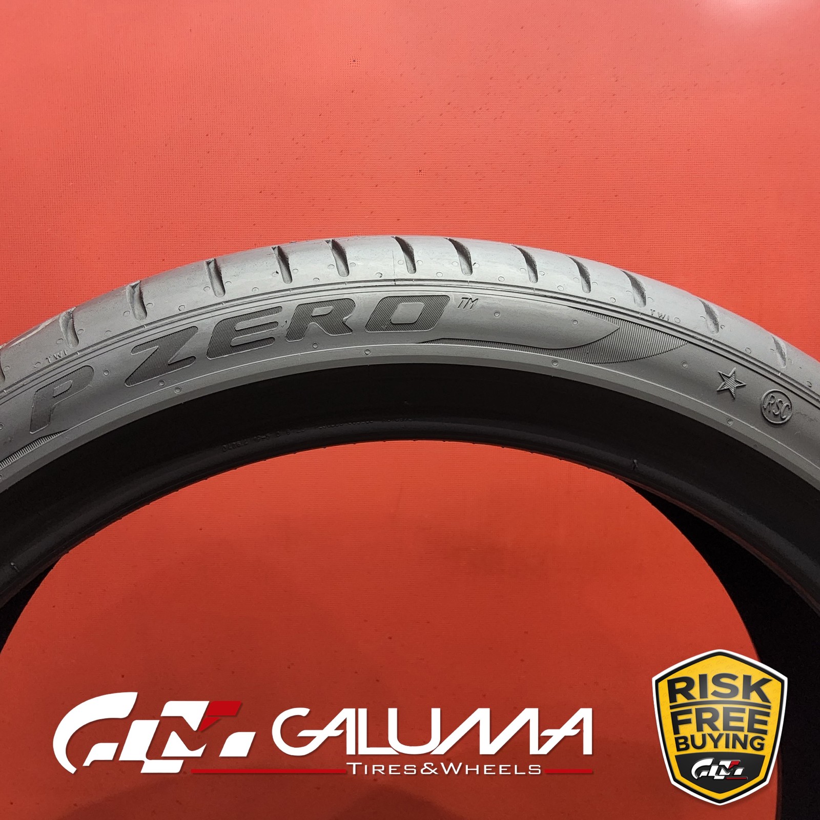 1 Tire LikeNEW Pirelli P-Zero (PZ4) RunFlat ★ XL 225/40R19 225/40/19 93Y #95905