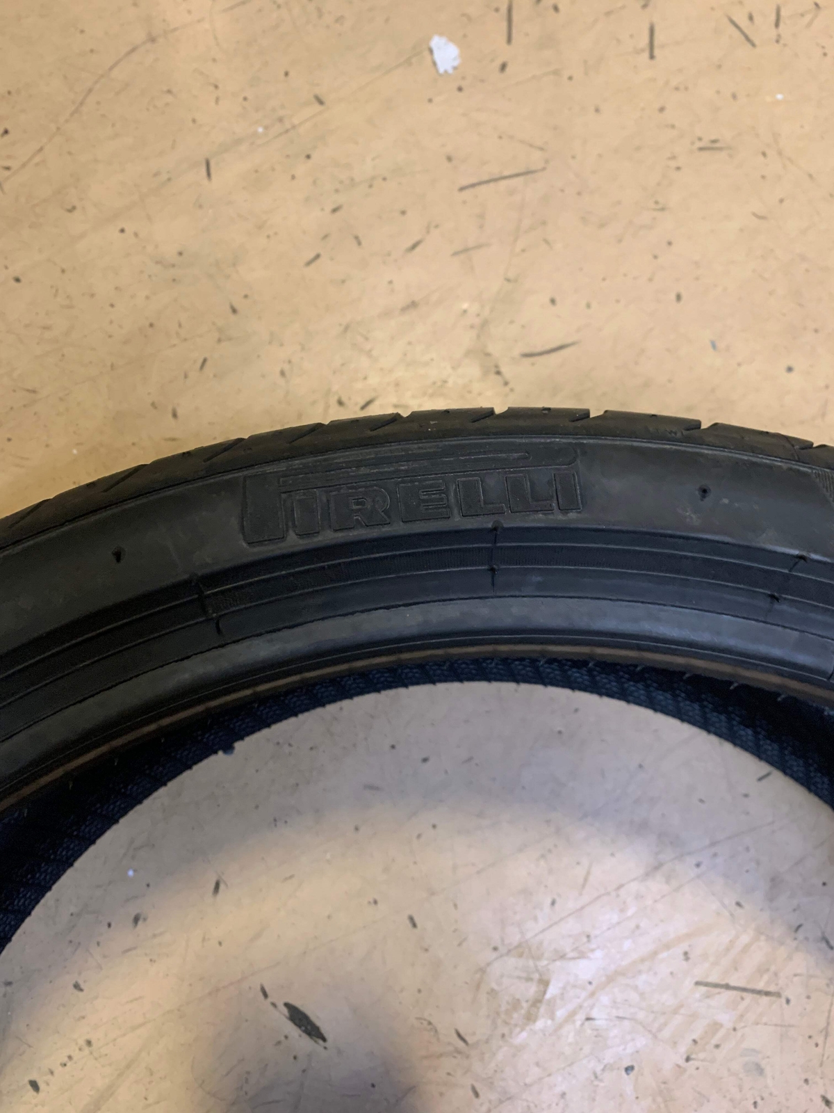PIRELLI P ZERO BSW P 235 35 20 92Y XL SUMMER TIRE 2494400