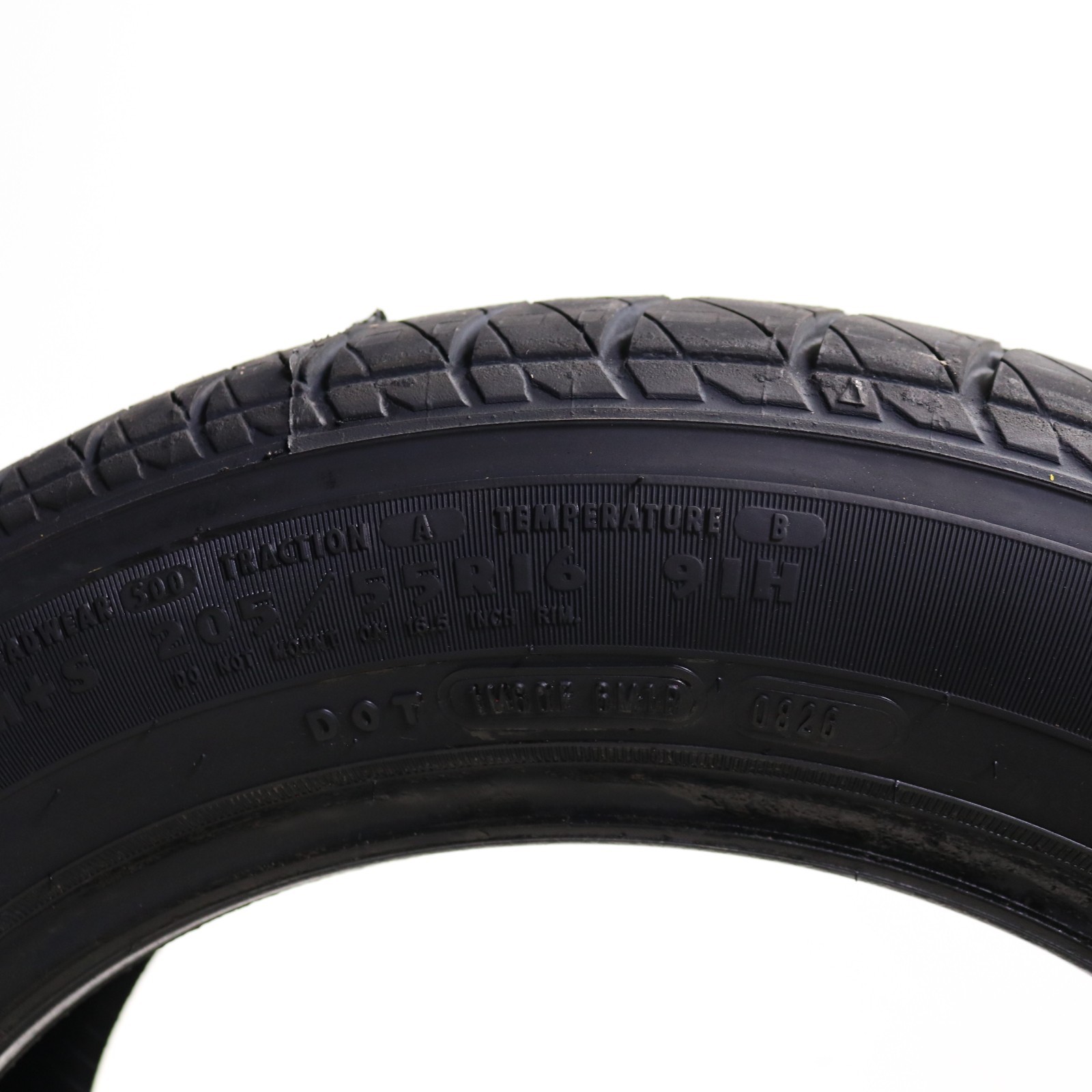 Set of 2 New 205/55R16 Douglas Touring A/S – 91H – 8.5/32