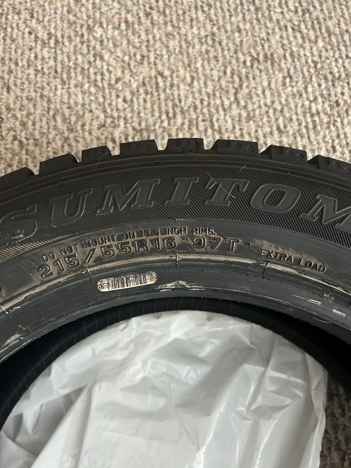 Set Of 4 Sumitomo Ice Edge Tires 215/55R16 97T *Local Pick Up Only*