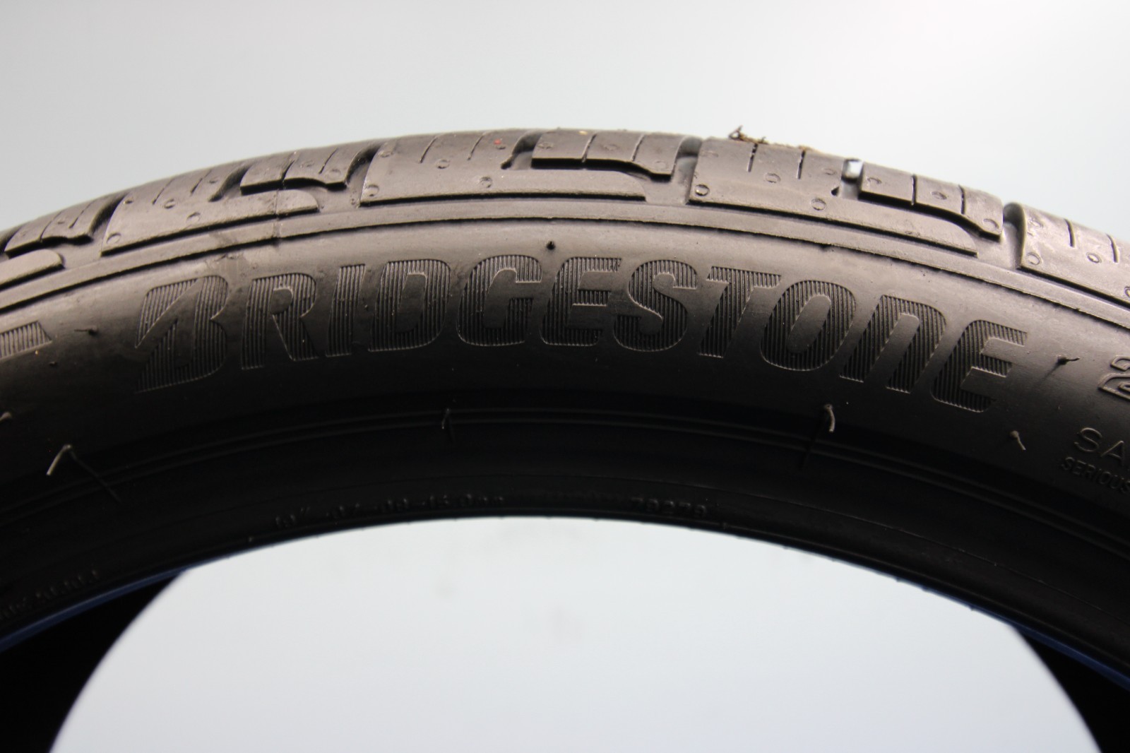 1 Used Bridgestone Turanza LS100 ★ RFT RSC 225/40R19 225/40/19 2254019 93H