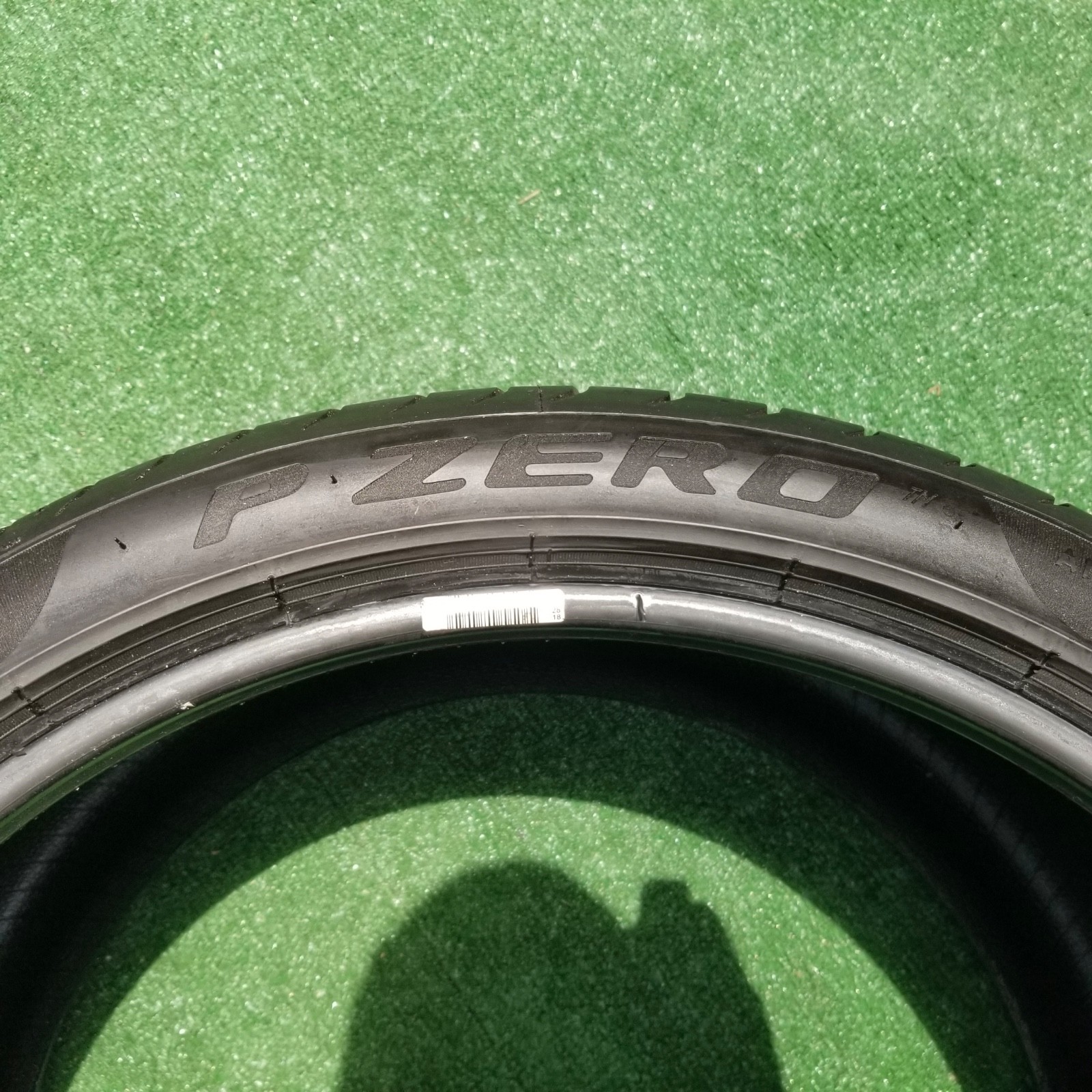 305/30R20 Pirelli P Zero Tires 305/30ZR-20 305/30ZR20 103Y AM4 Aston Martin 60%