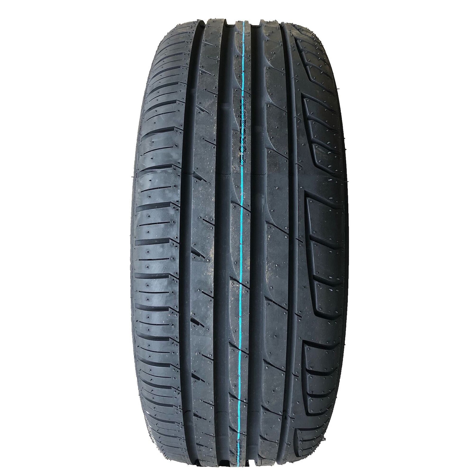 4 New Forceum Octa – 235/40zr20 Tires 2354020 235 40 20