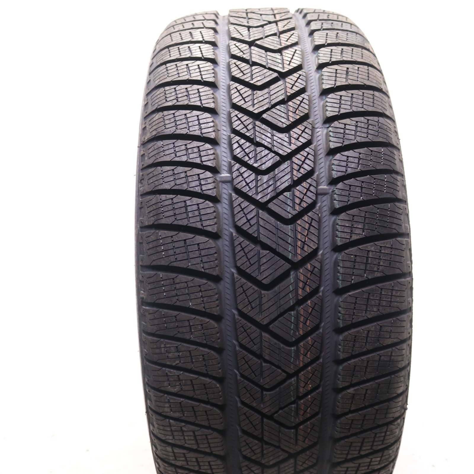 Set of 4 New 255/45R20 Pirelli Scorpion Winter – 105V – 10/32
