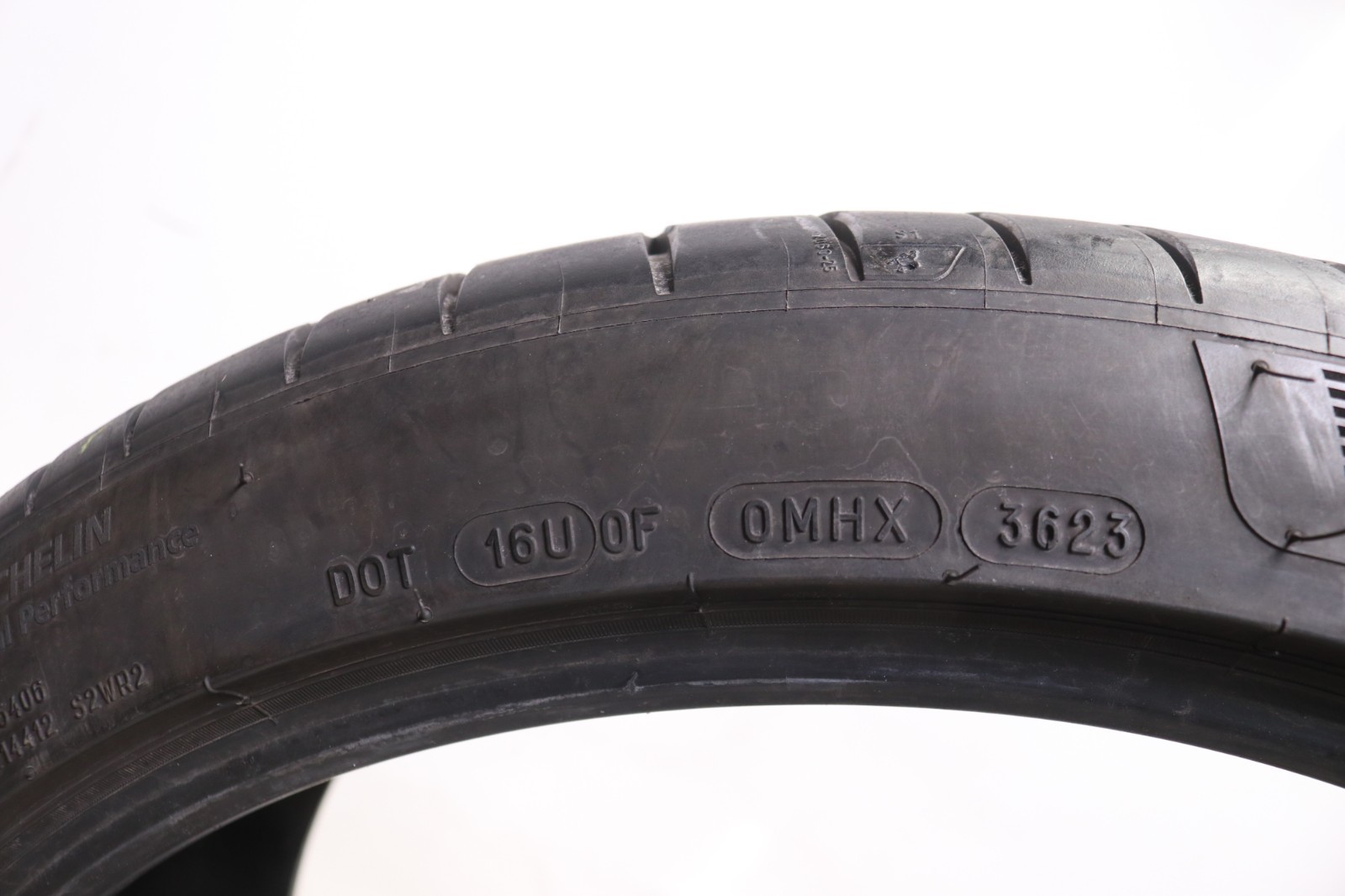 Used 265/35ZR20 Michelin Pilot Sport 4 S MO1 – 99Y – 7/32 No Repairs