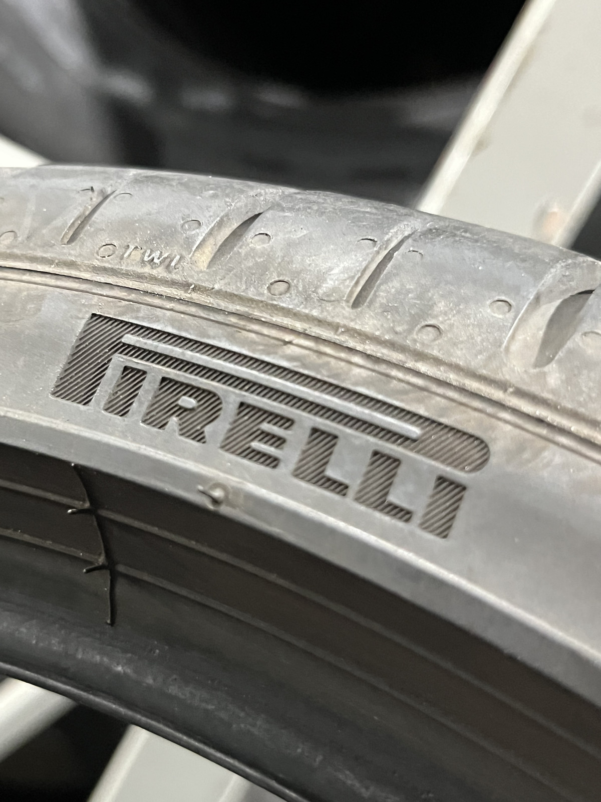 1 Pirelli P Zero PZ4 Run Flat ★ BMW 205/40R18 86W DOT.2423 5.75/32 NO Patch