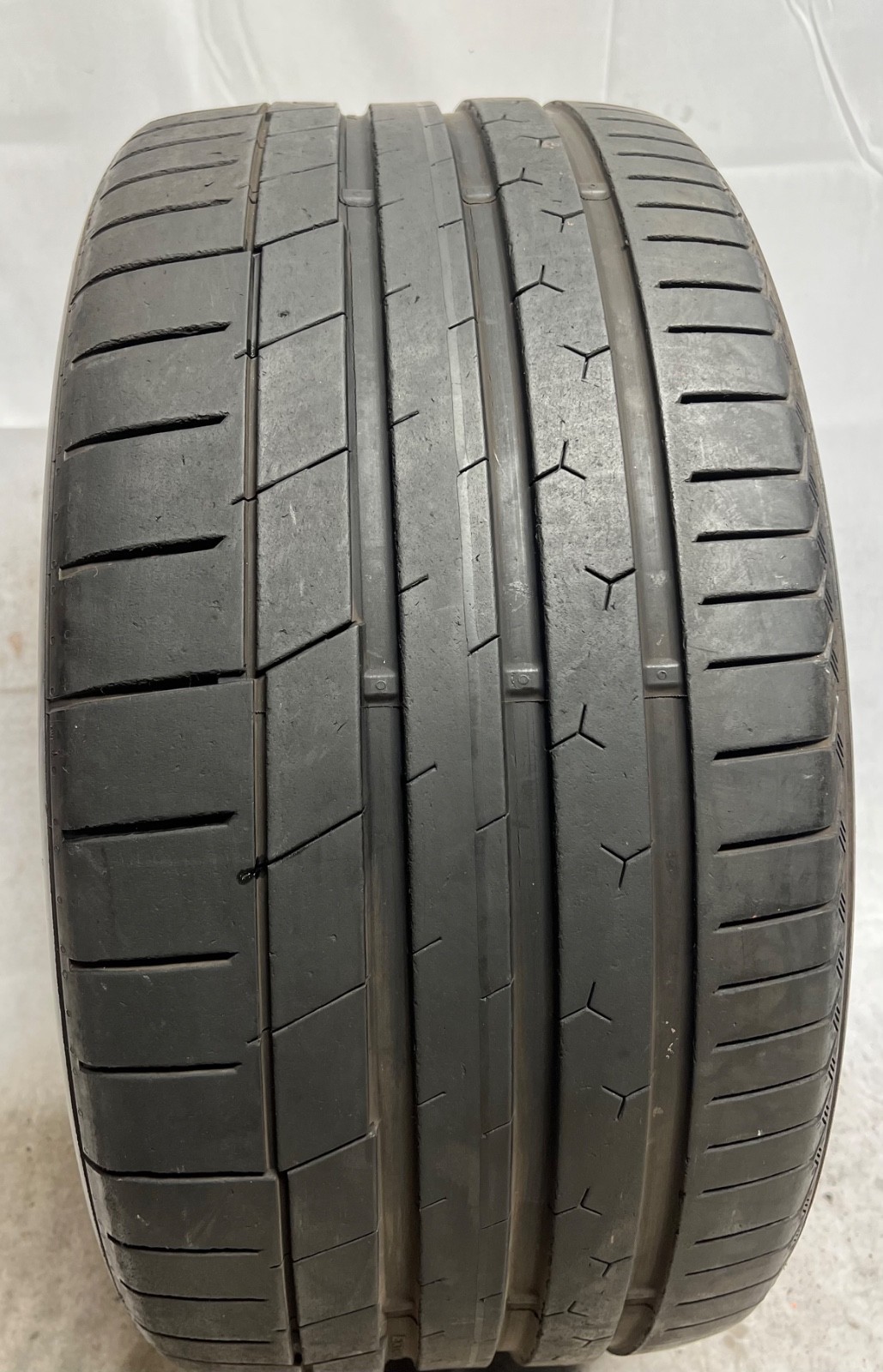 1 – NO REPAIRS 275/35ZR20 XL (102Y) Continental ExtremeContact Sport – 7130