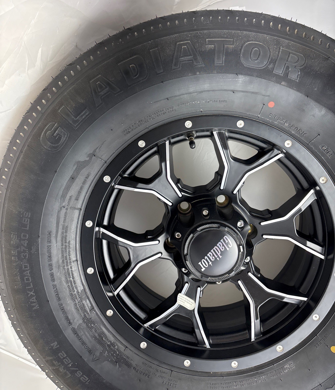 Gladiator RV Trailer 16’’ Aluminum 6 Lug Rim W/QR25-TS Tire ST235/80R16 F/12PLY