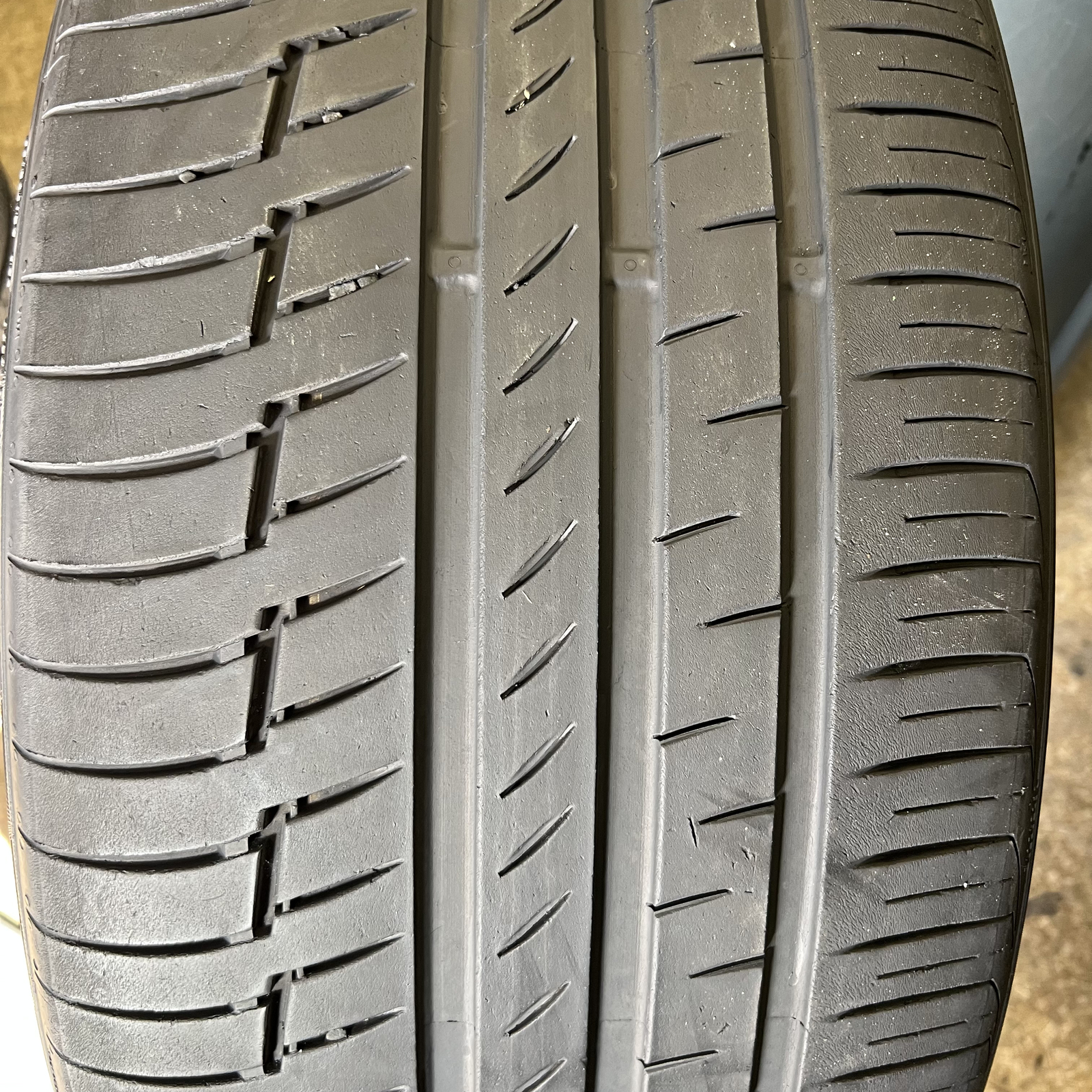 Set Of 4 Tires Likenew Continental PremiumContact 6 BMW 275/35R22 & 315/30ZR22