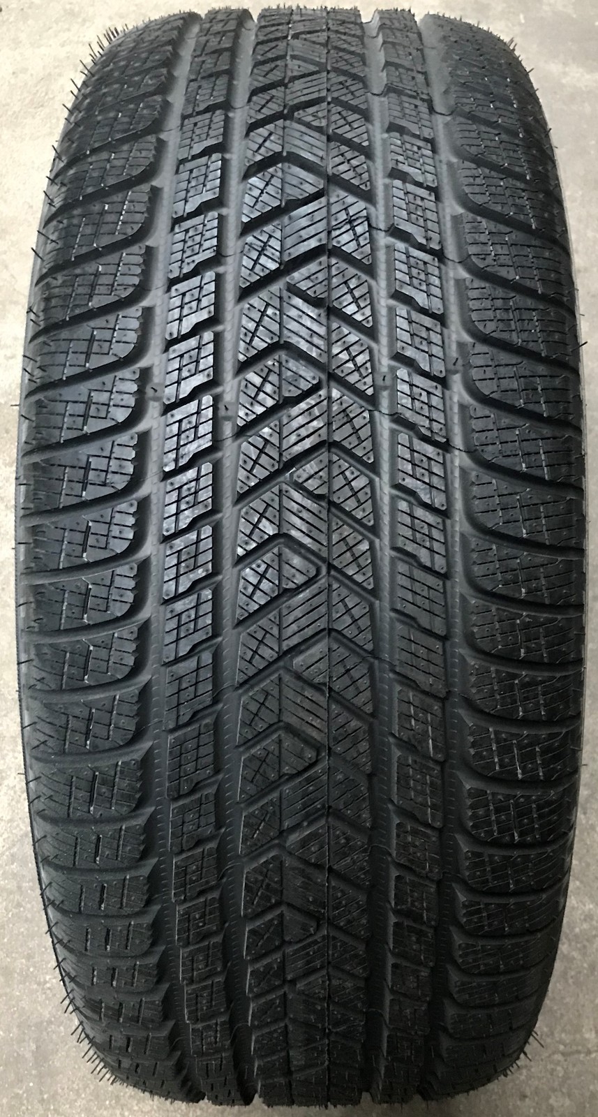 1 Winter Tire 275/50 R20 109V Pirelli Scorpion TM Winter MO M+S 154-20-7A