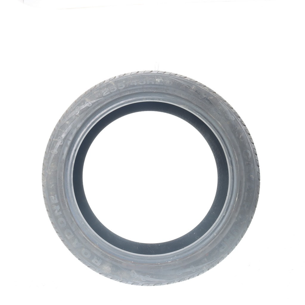 Used 255/45R20 RoadOne Cavalry UHP 105W – 8.5/32 (1201C)
