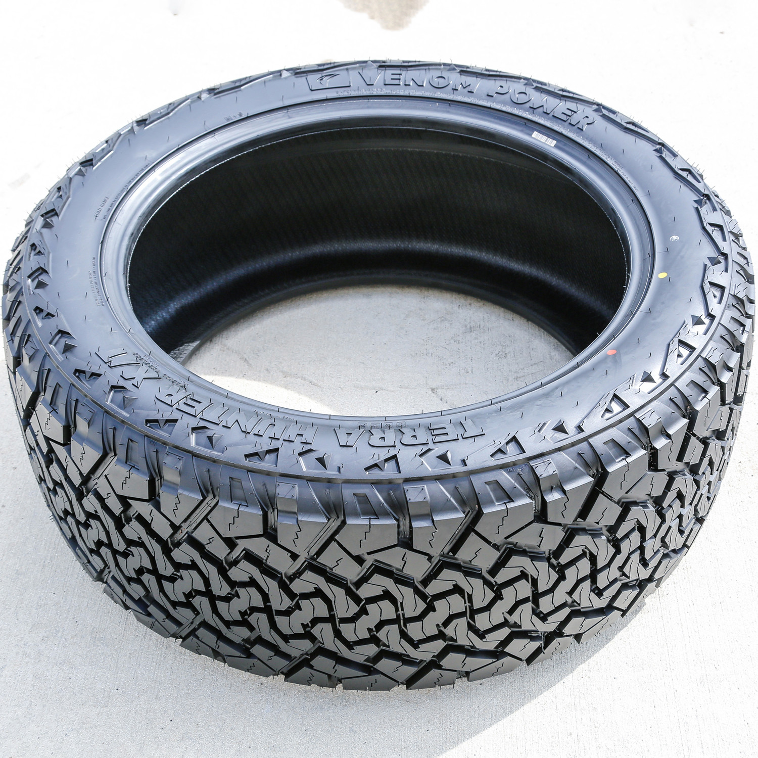 Tire Venom Power Terra Hunter X/T LT 33X14.50R24 F 12 Ply XT Extreme Terrain