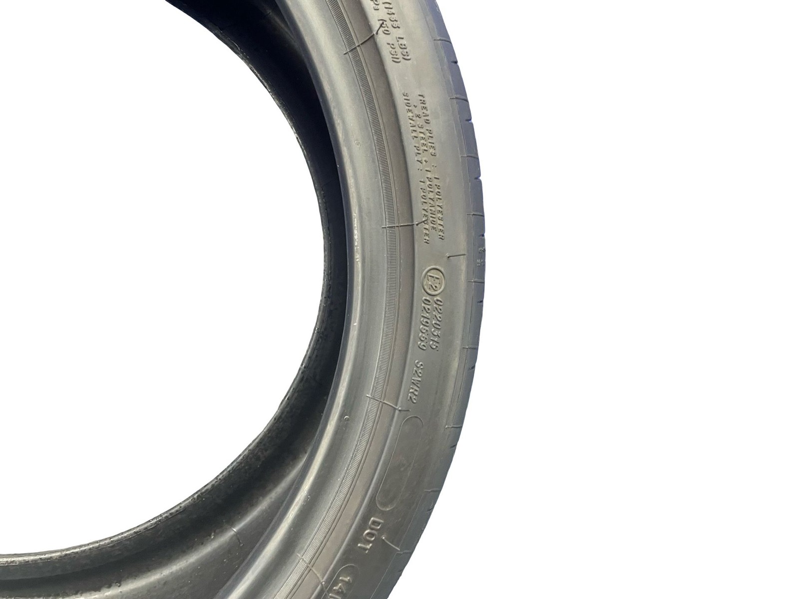 265/30ZR19 93Y MICHELIN PILOT SPORT 4S 8/32NDS DATECODE 3923