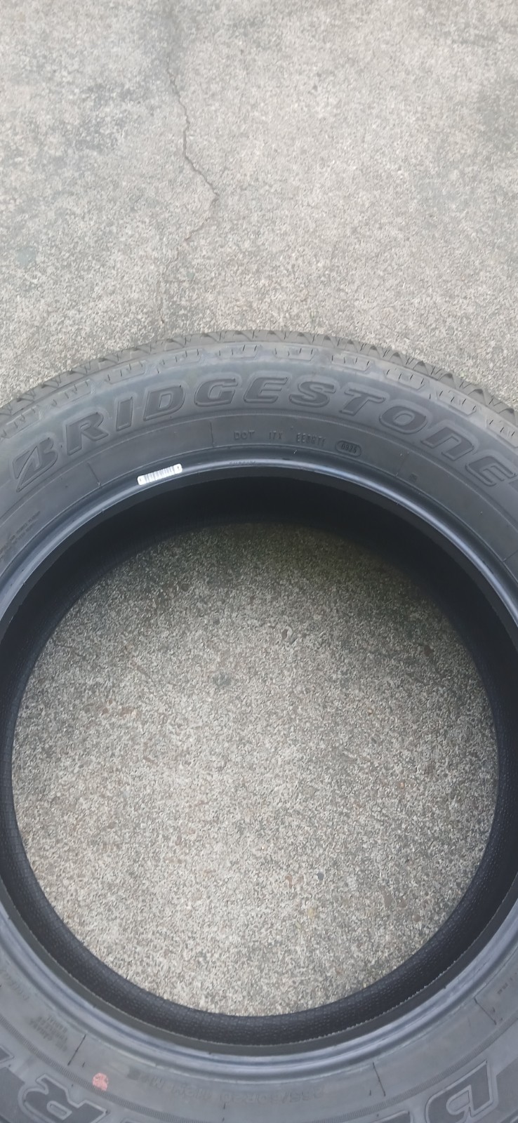 265 60R20 Bridgestone Dueler HT Take Off Tires Tread Depth Buying New 11/32nd
