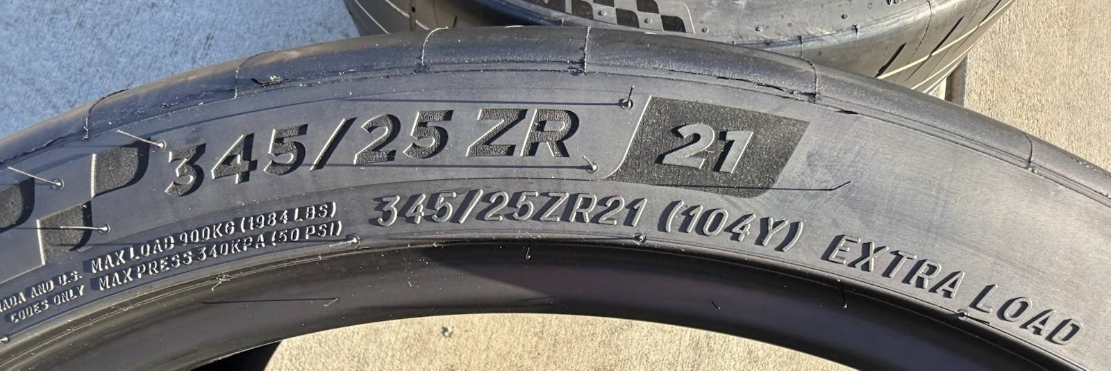 TWO BRAND NEW 345/25ZR21 (104Y) Michelin Pilot Sport Cup 2R ZP C8 Corvette Tires