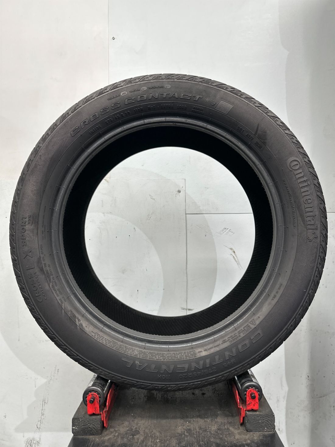 1 Used Continental CrossContact LX SportSSR RF P275/45R20 2754520 275/45/20 9/32