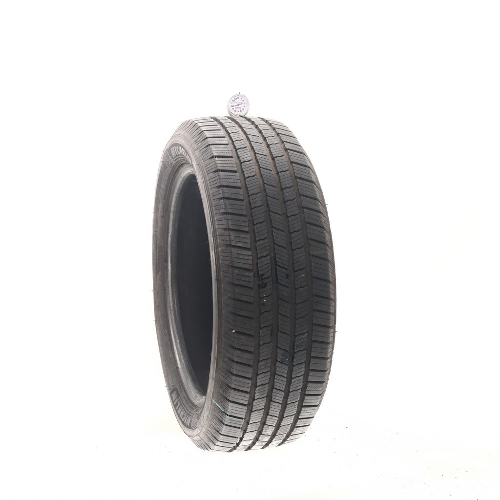 Set of (4) Used 235/55R19 Michelin Defender LTX M/S 105H – 8-9.5/32