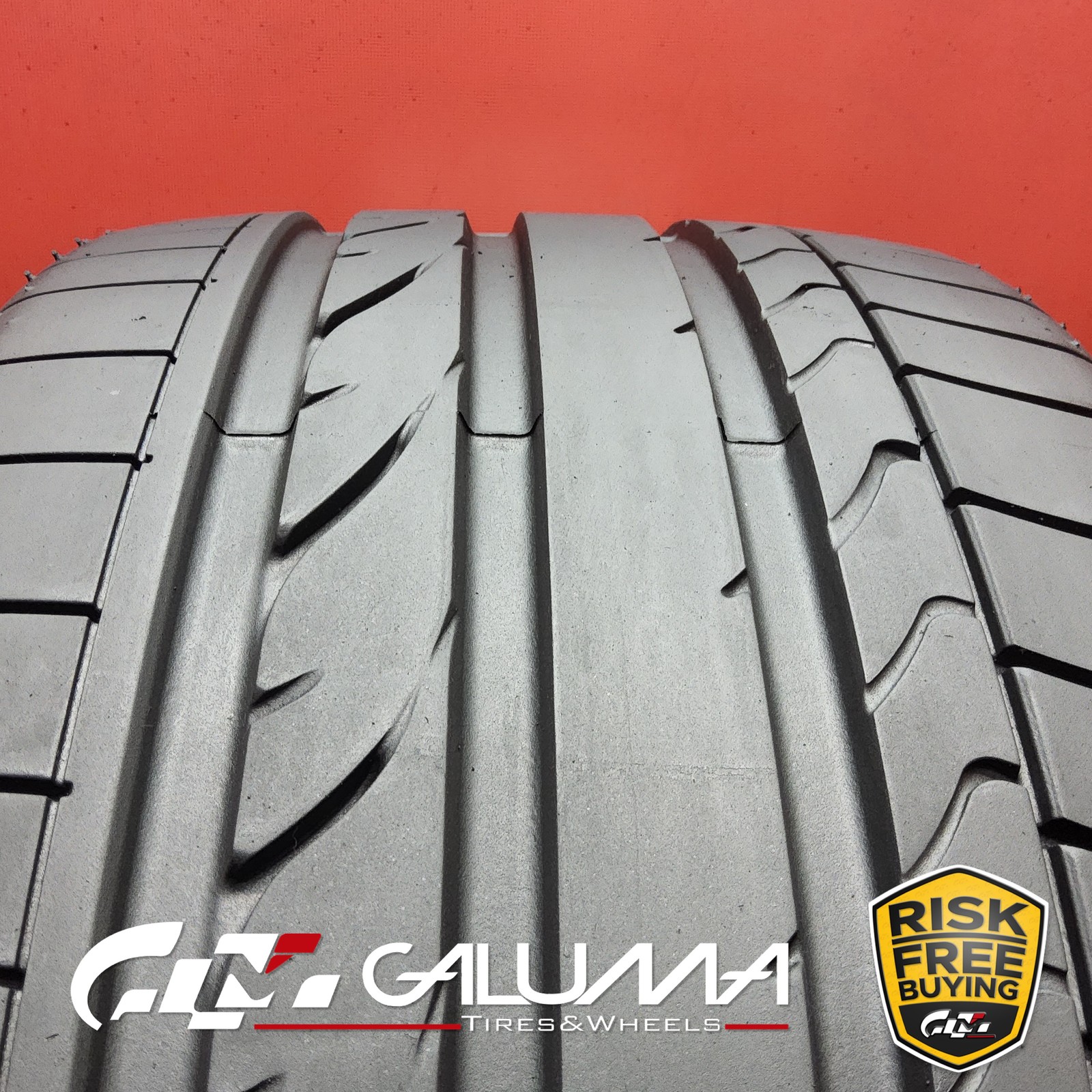 1 Tire LikeNEW Bridgestone Potenza RE050A RFT RunFlat 275/30R20 No Repairs 95699