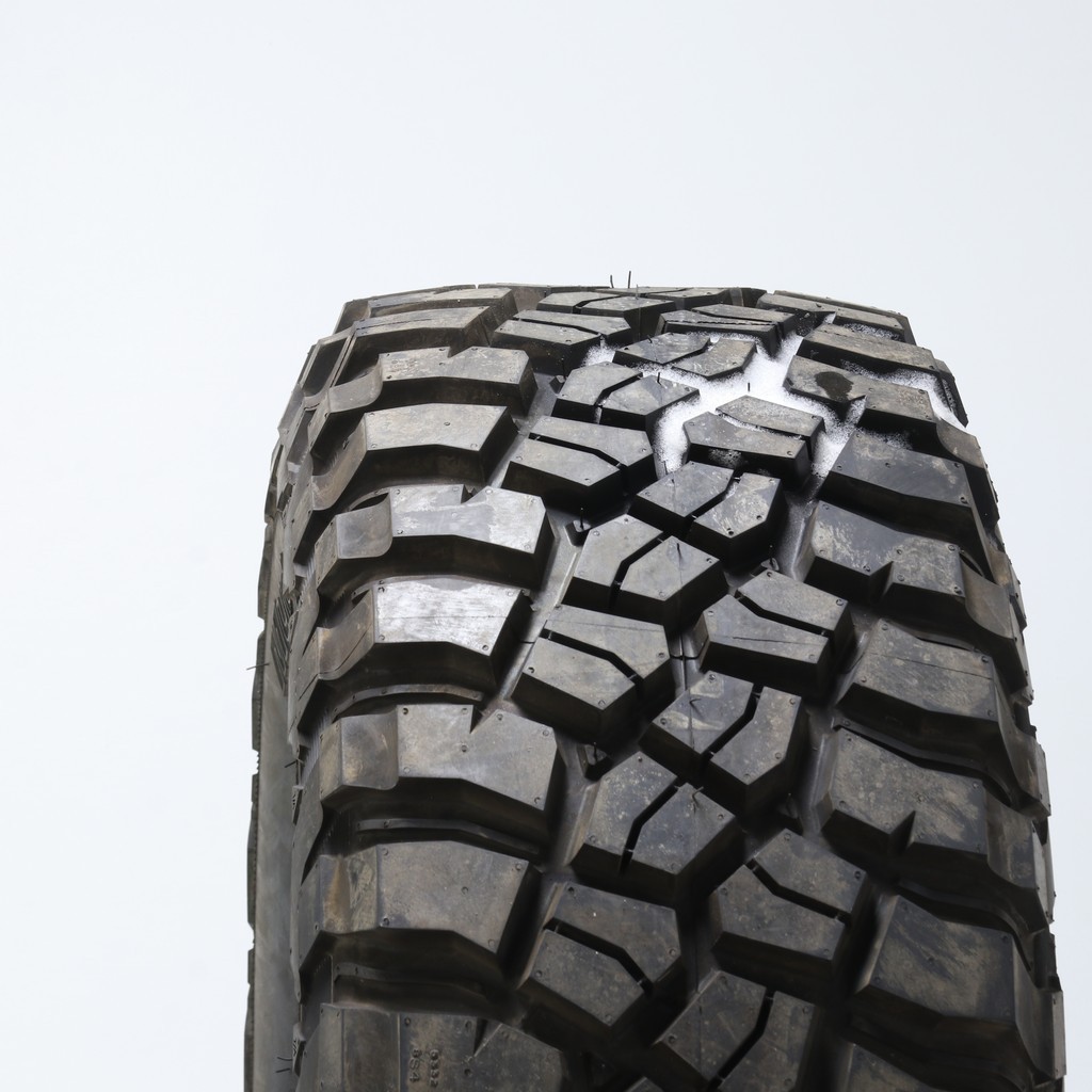 Driven Once LT 275/70R18 BFGoodrich Mud-Terrain T/A KM3 125/122Q – 19/32