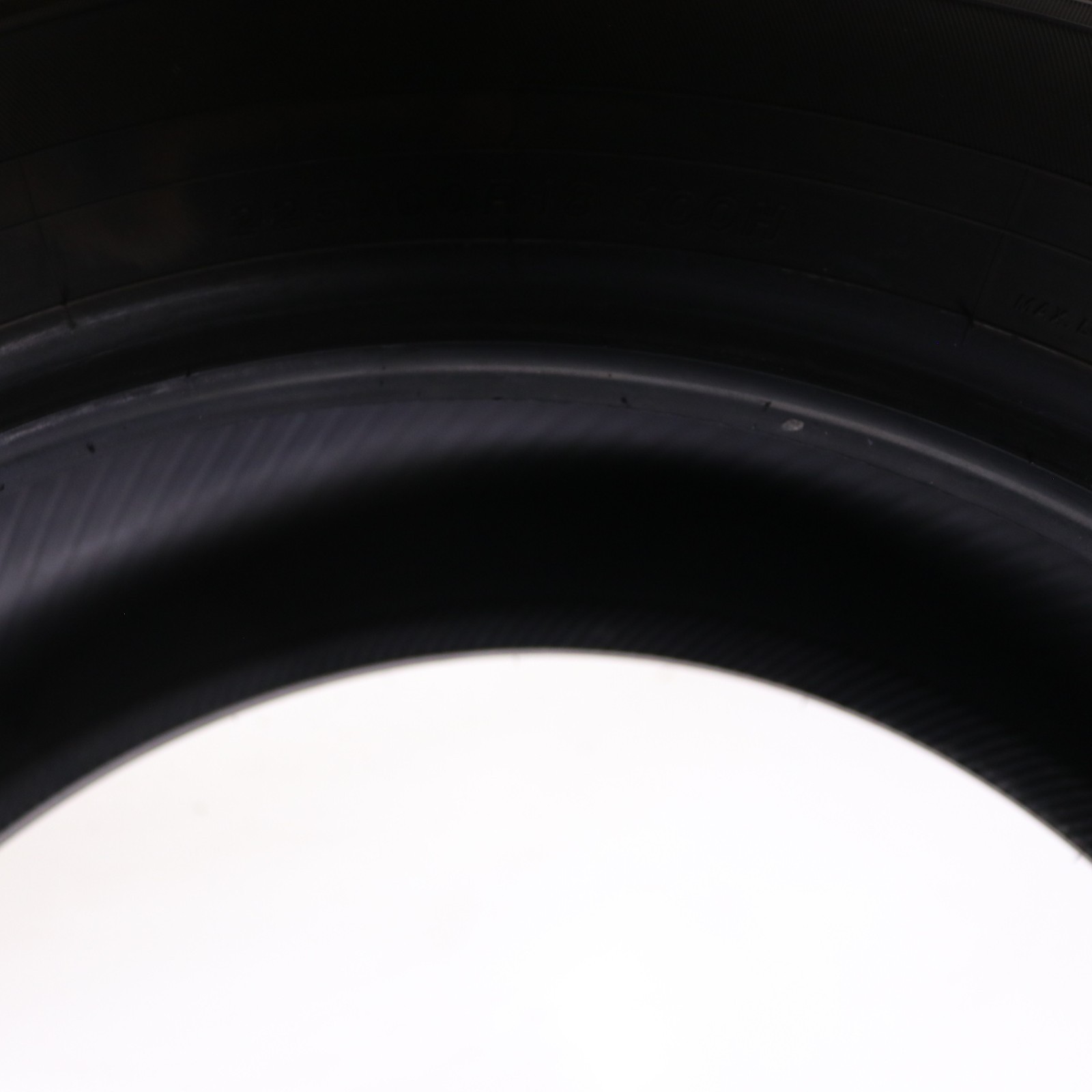 Set of 4 Used 225/60R18 Yokohama YK-CTX – 100H – 9.5-10.5/32