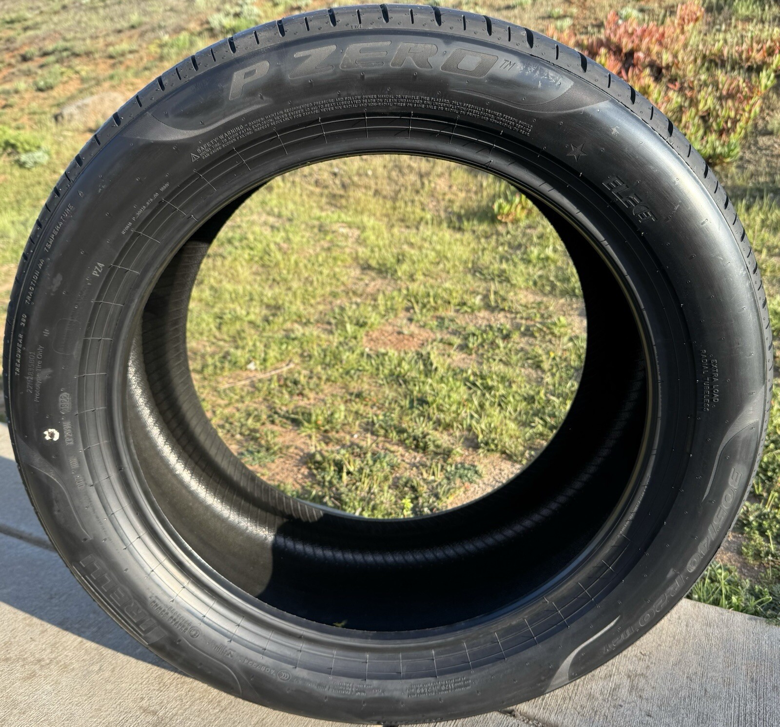 Set of TWO BRAND NEW 305/40R20 112Y Pirelli P Zero PZ4 Star ★ BMW Tires