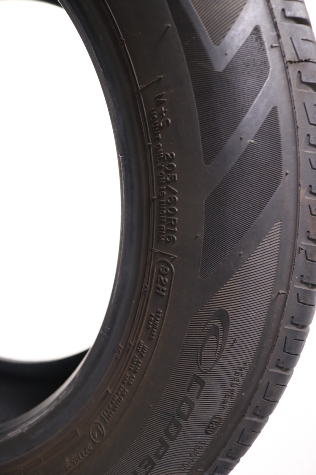 Set of 2 Used 205/60R16 Cooper Endeavor – 92H – 8.5-9.5/32 No Repairs