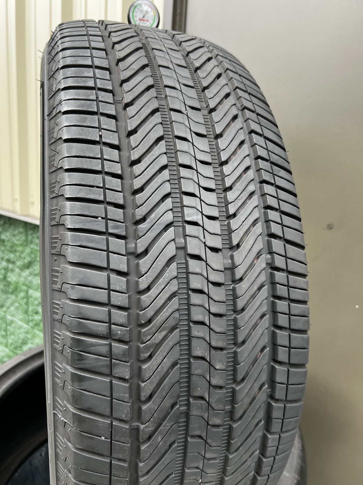 1 Tire Bridgestone Alenza A/S 02 TPC 275/60R20 115S DOT.0625 8.25/32