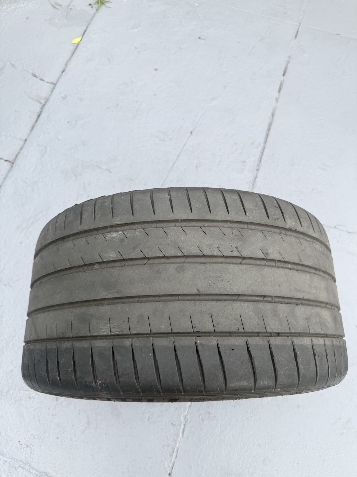 1 Michelin Pilot Sport 4s 295 30 ZR19 NO REPAIRS or DAMAGE (70% tread left)