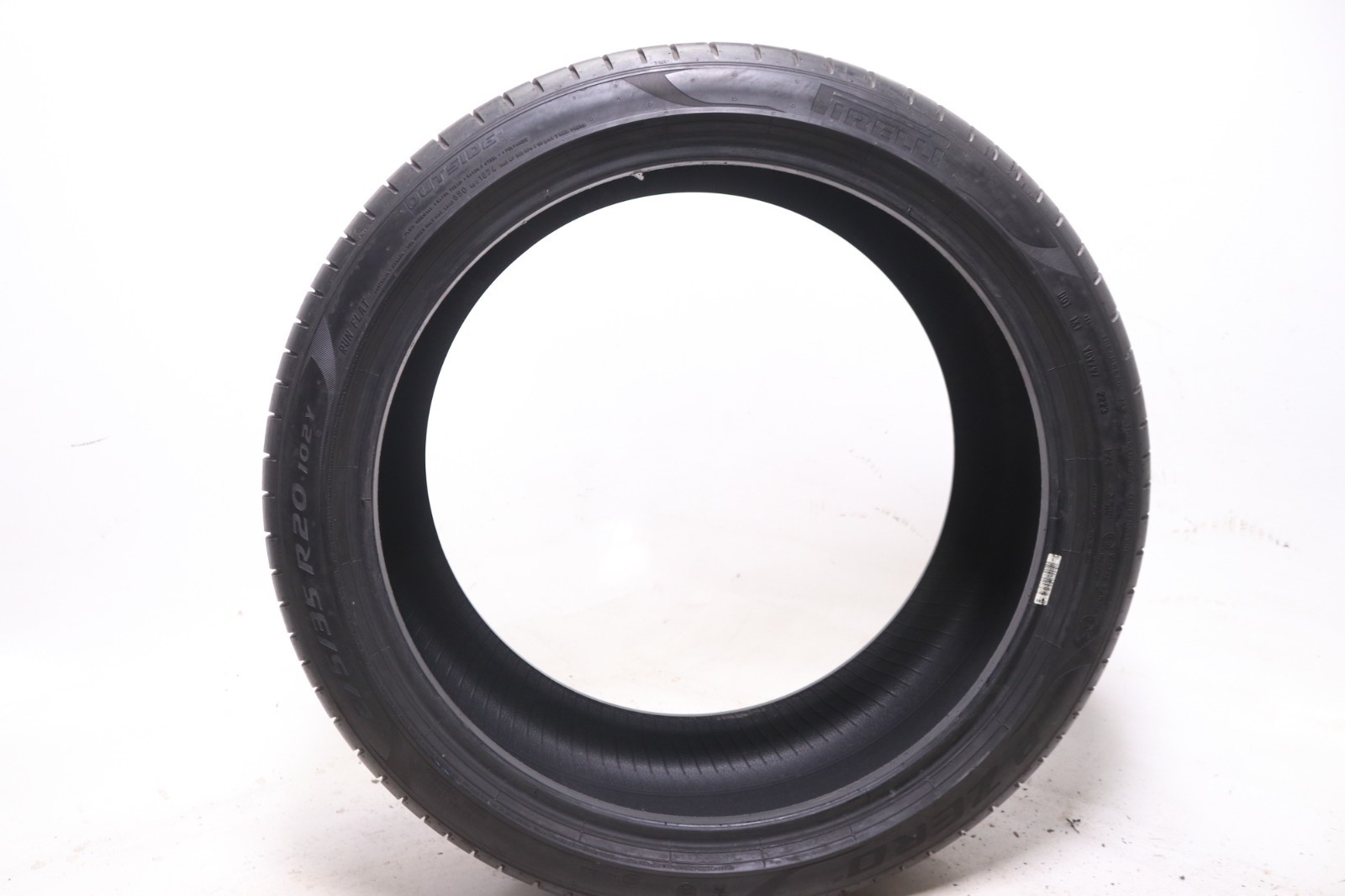 Set of 2 Used 275/35R20 Pirelli P Zero PZ4 Run Flat – 102Y – 6-7/32 No Repairs
