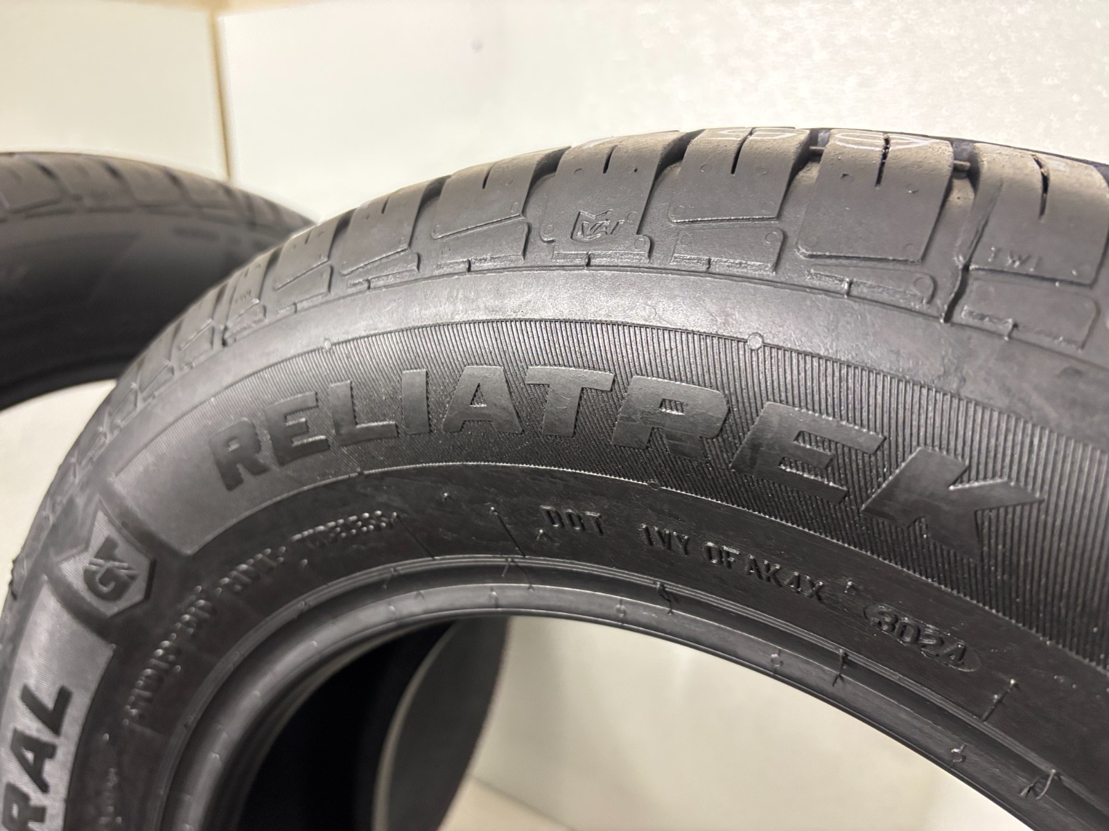 NO SHIPPING ONLY LOCAL PICK UP Set 4 Tires 225 65 17 General Reliatrek