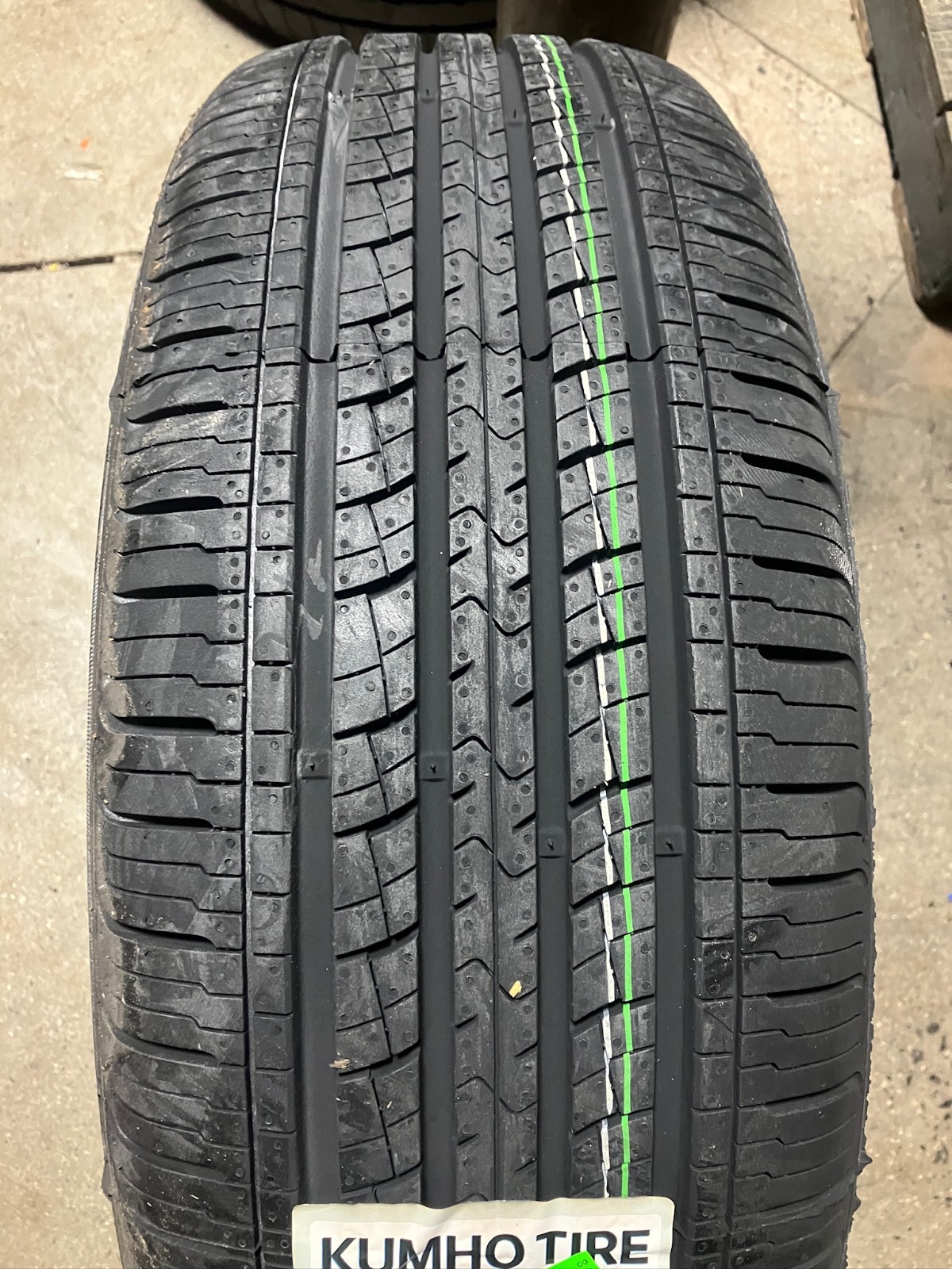 4 New 225 55 19 Kumho Solus KH16 All Season Tires