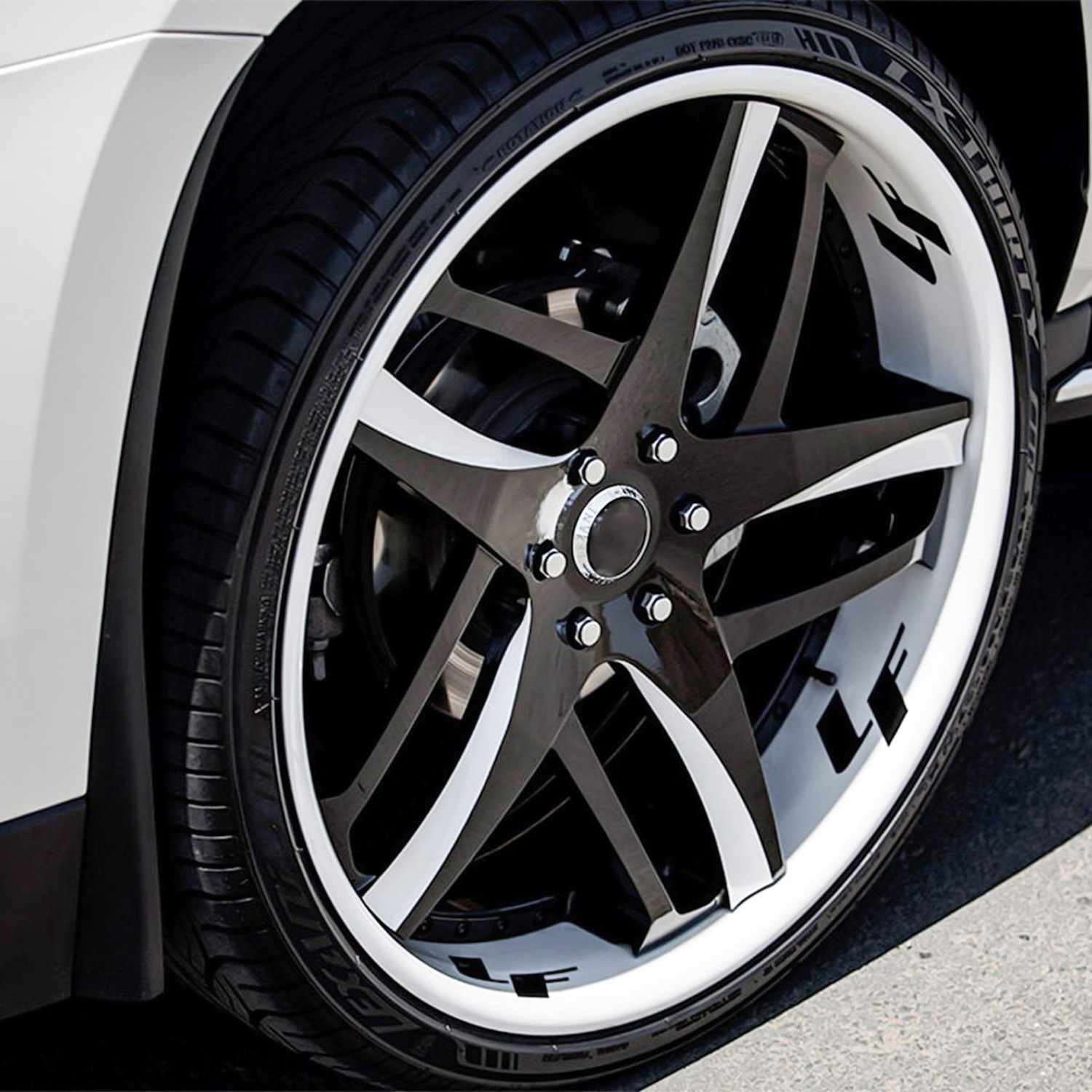 Tire Lexani LX-THIRTY 255/30ZR26 255/30R26 99W XL A/S High Performance