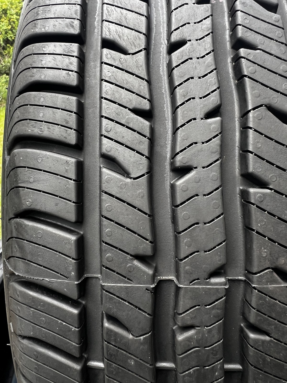 Tire New BFGoodrich Advantage Control 215/60R17 96H DOT.1125 11/32 New
