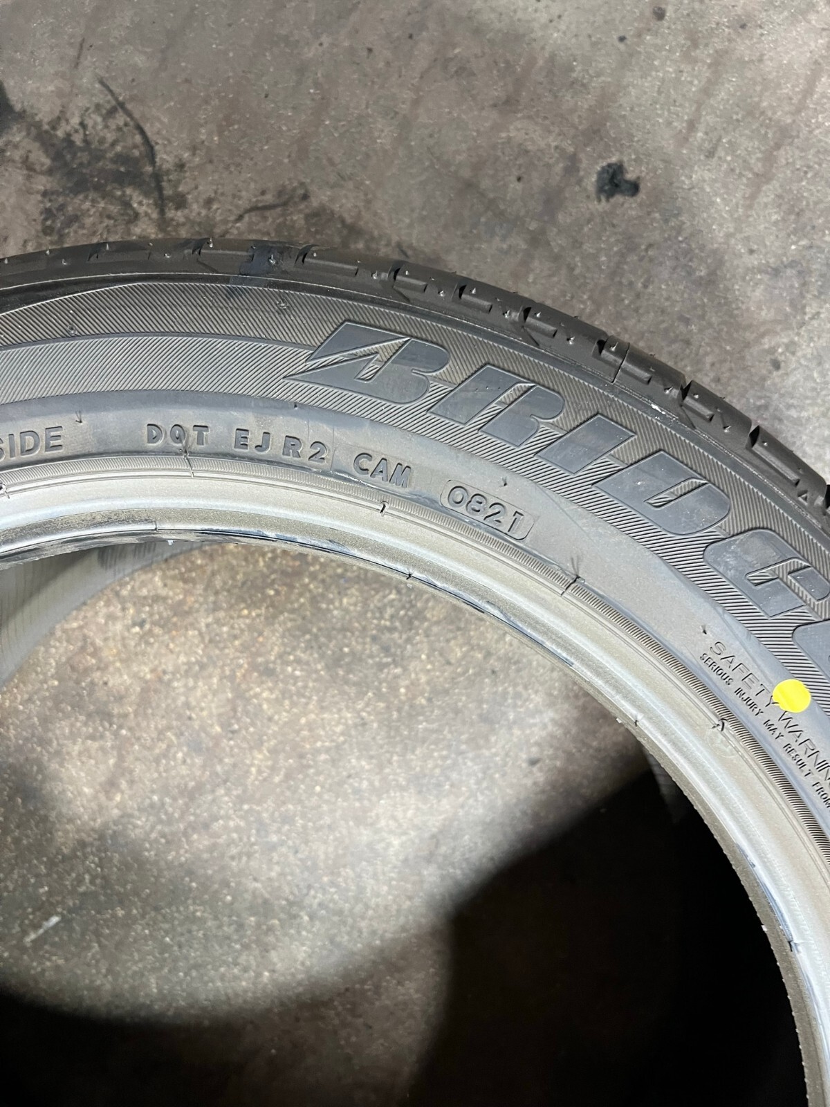 Set of 2 New 275/45R19 Bridgestone Dueler H/P Sport NO – 108Y – 11/32 New