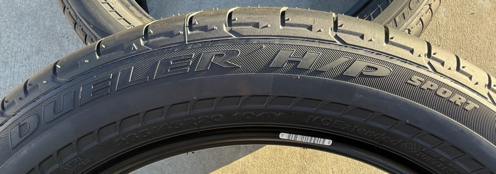 TWO NEW 265/45R20 104Y Bridgestone Dueler H/P HP Sport RFT MOExtended Run Flats