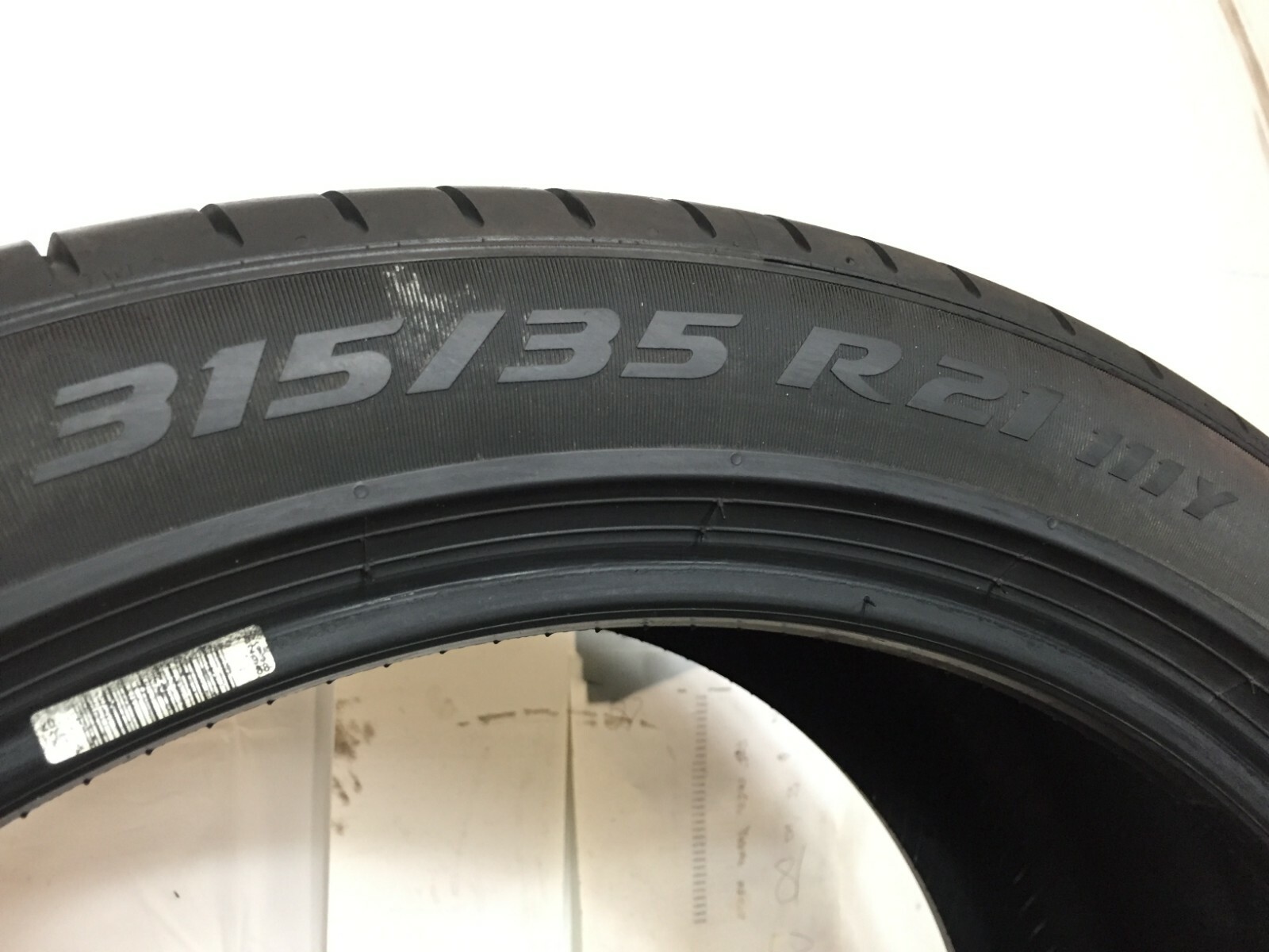 [1] Pirelli P Zero PZ4 Run Flat P315/35R21 315 35 21 Tire 8/32