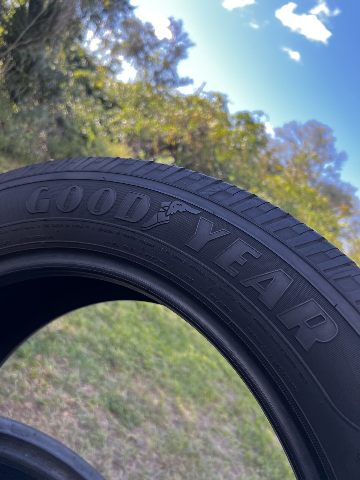 1 Tire Goodyear Reliant All-season 235/55R19 101V DOT.2724 7.75/32 NO Patch